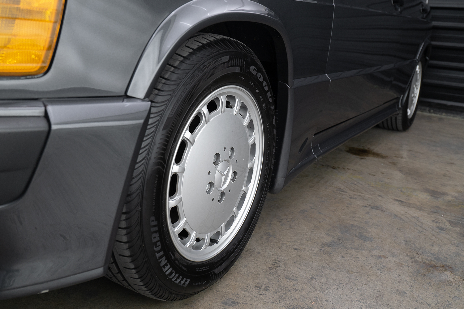 1985 Mercedes-Benz 190E Cosworth Venda Compra The Garage For Sale
