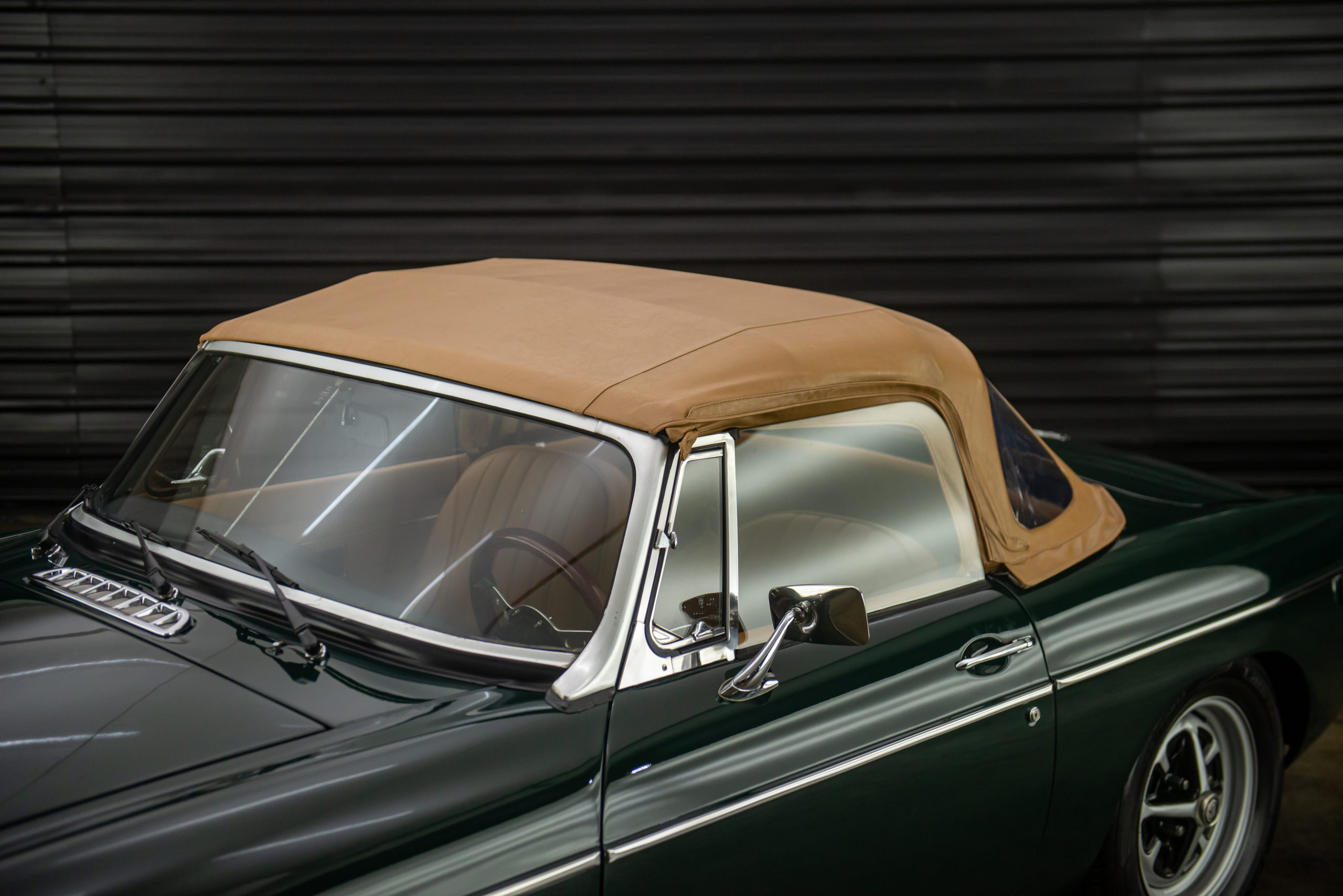 1973 MGB Roadster Venda Compra The Garage For Sale