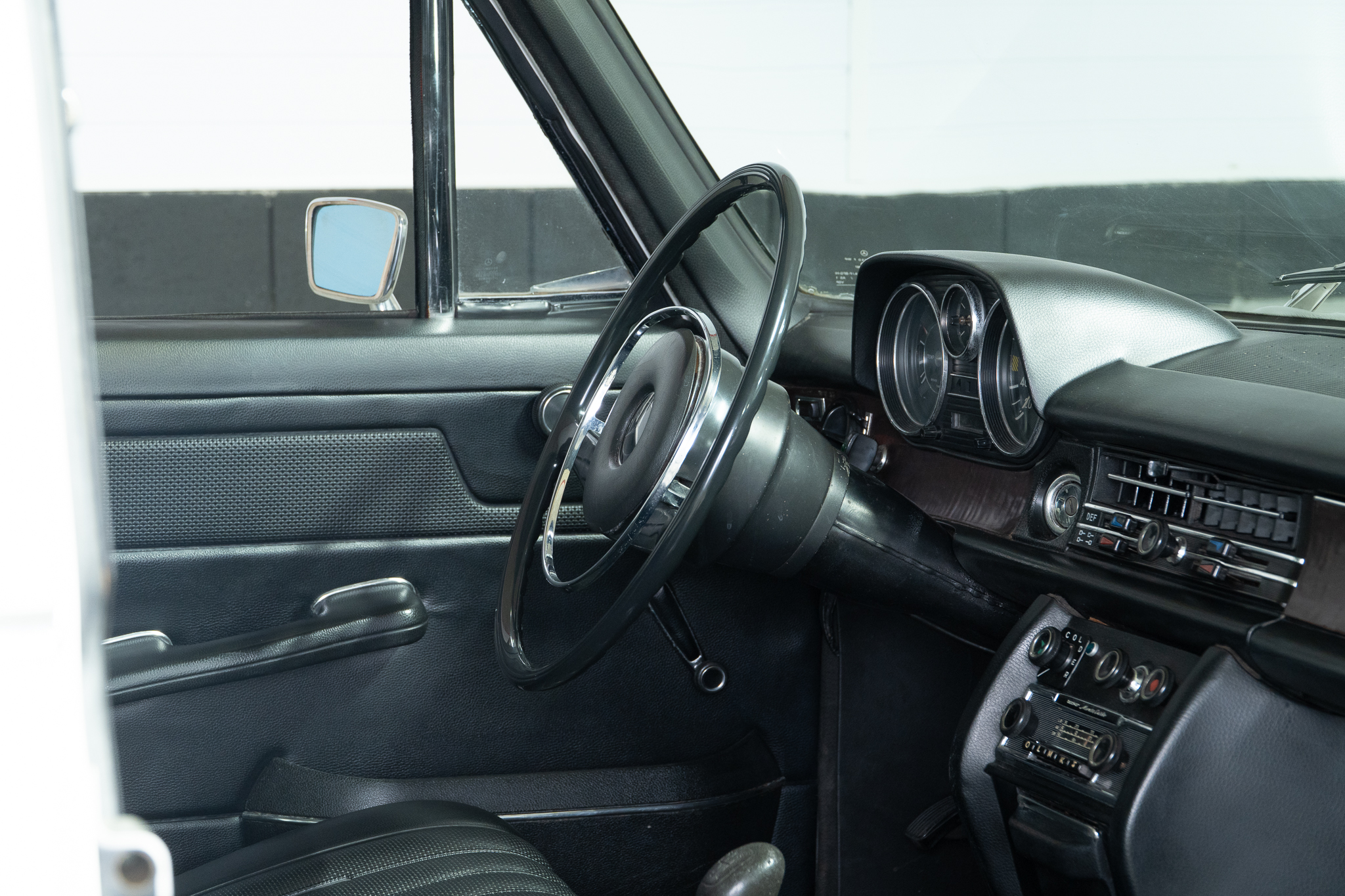 1973 Mercedes-Benz 250 Venda Compra The Garage