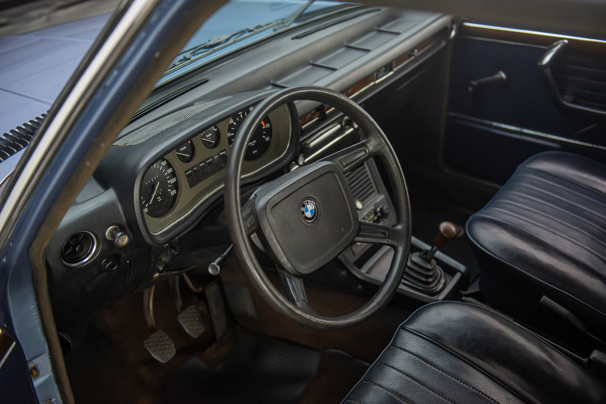 1975 BMW 3.0SI (E3) Venda Compra The Garage For Sale