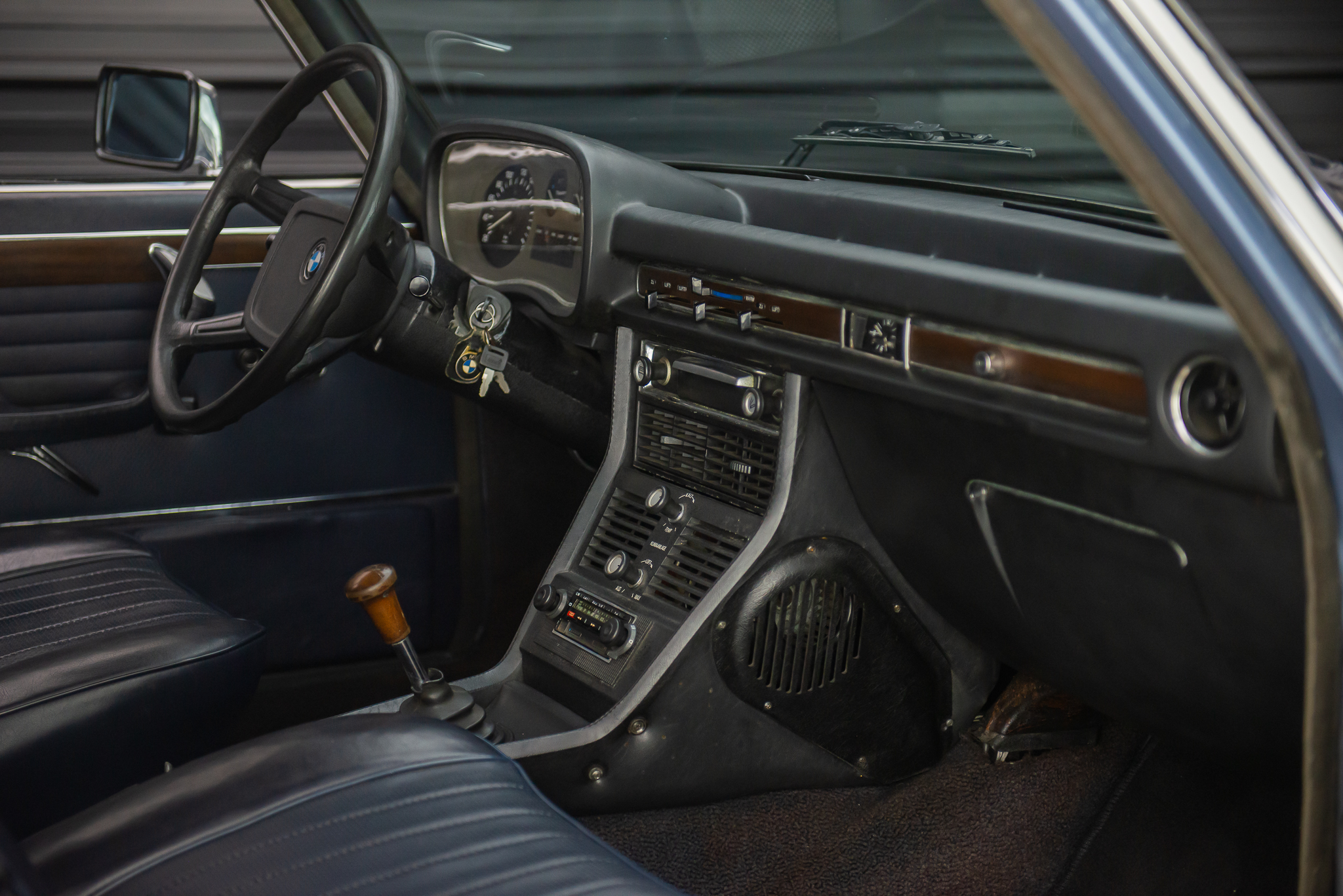 1975 BMW 3.0SI (E3) Venda Compra The Garage For Sale