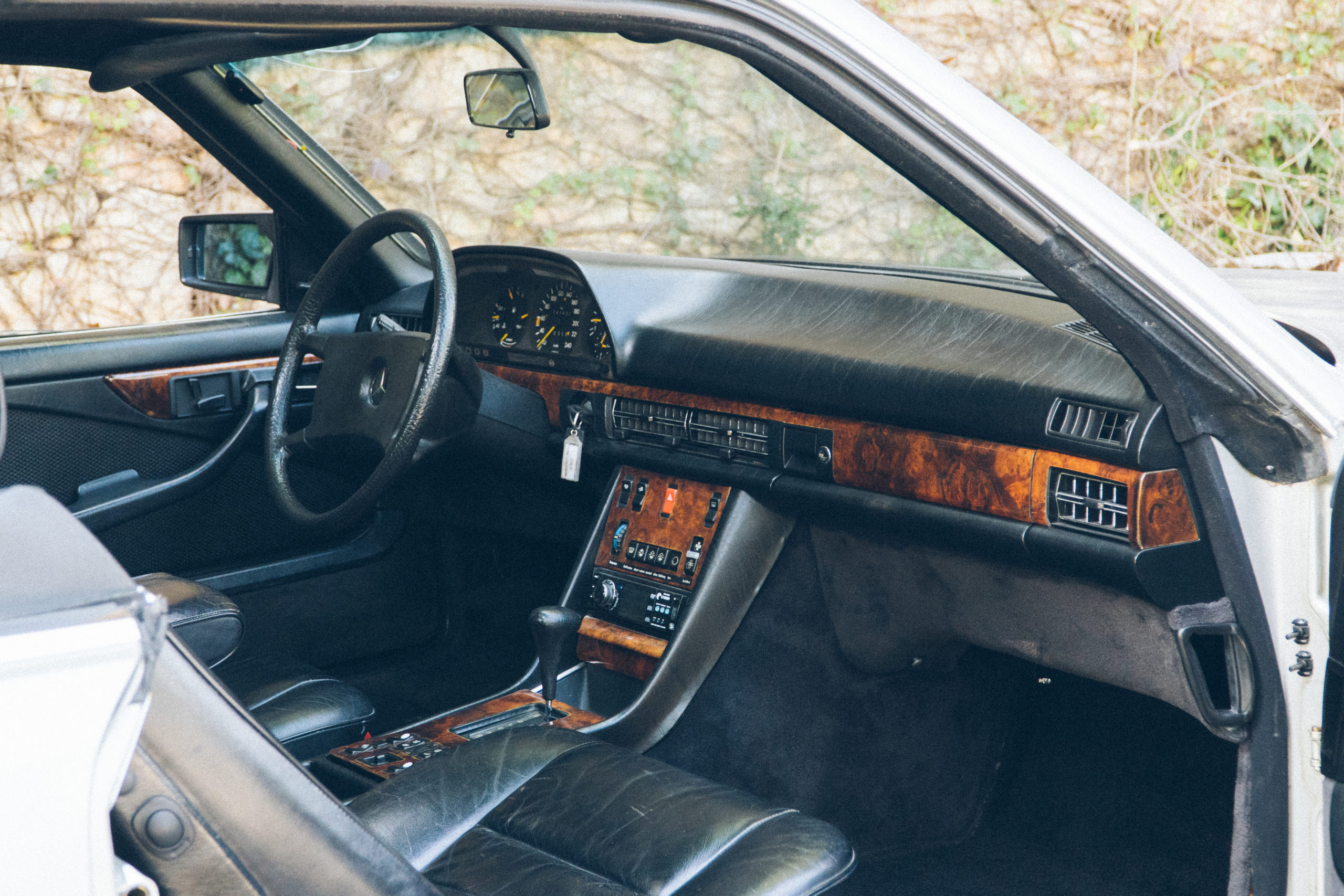 1983 Mercedes-Benz 500 SEC Venda Compra The Garage For Sale