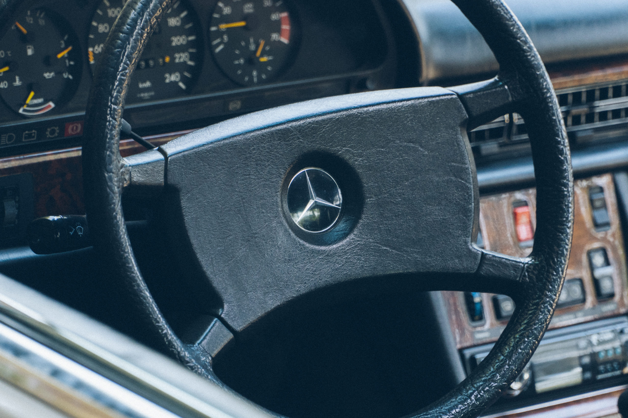 1983 Mercedes-Benz 500 SEC Venda Compra The Garage For Sale