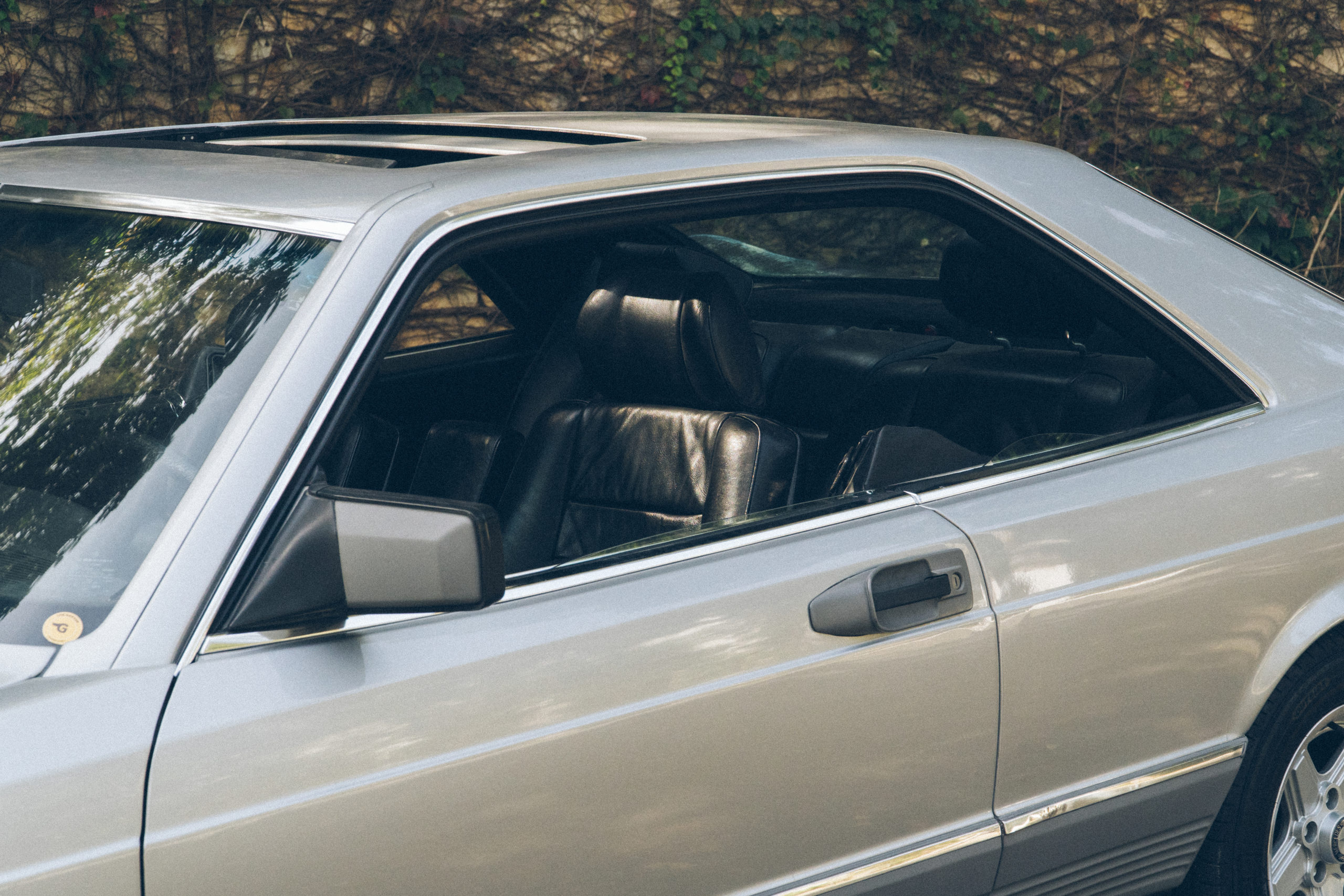 1983 Mercedes-Benz 500 SEC Venda Compra The Garage For Sale