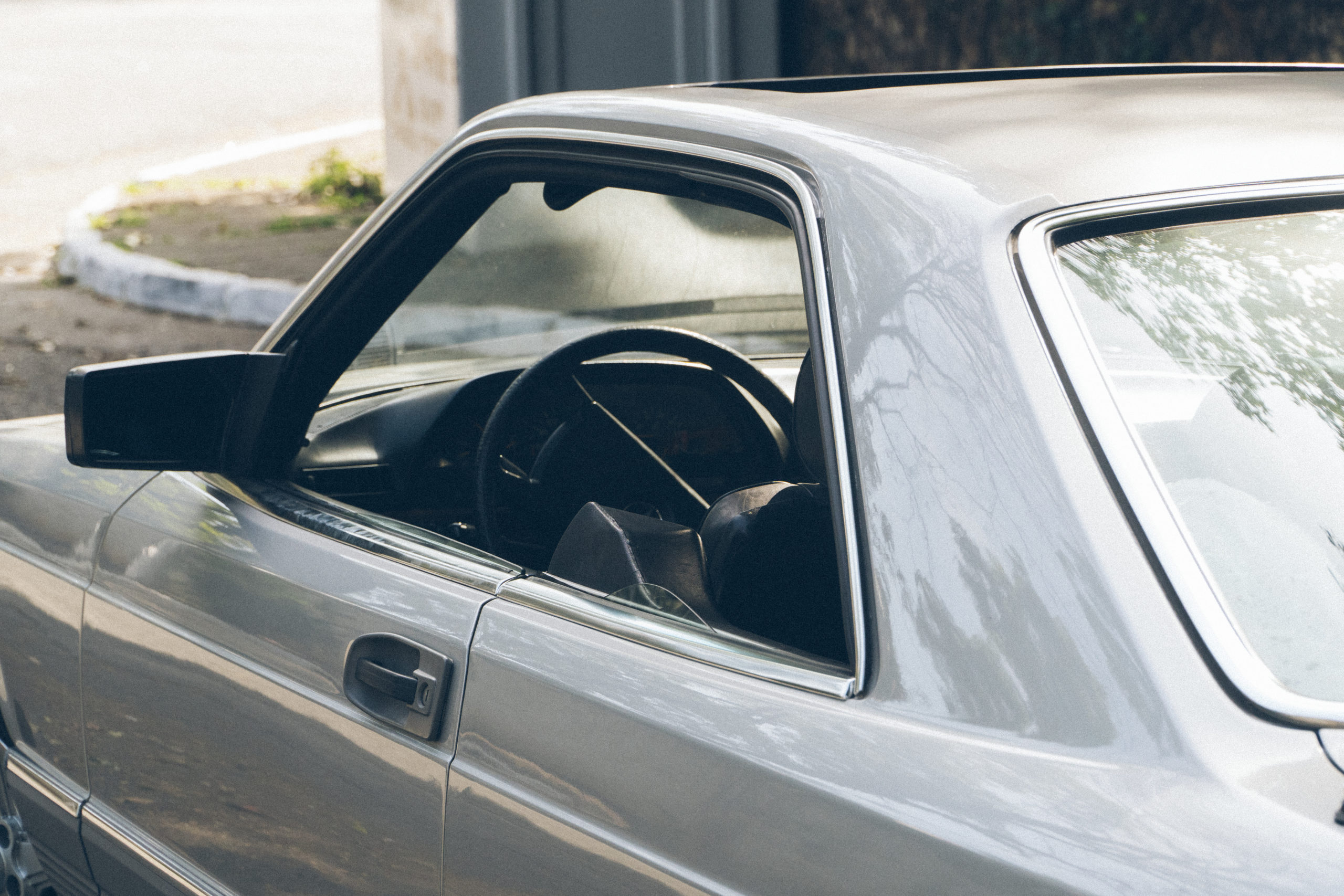 1983 Mercedes-Benz 500 SEC Venda Compra The Garage For Sale