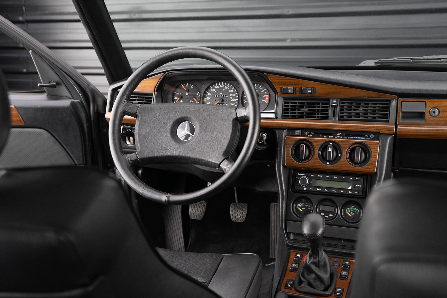 1985 Mercedes-Benz 190E Cosworth Venda Compra The Garage For Sale