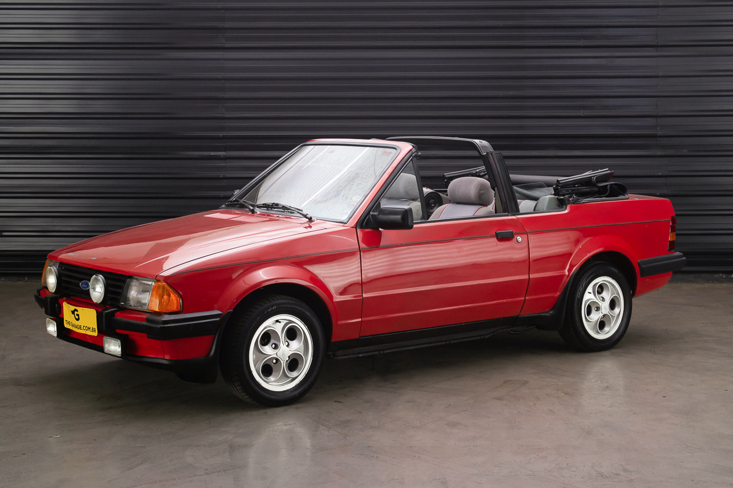 1896-Ford-Escort-XR3