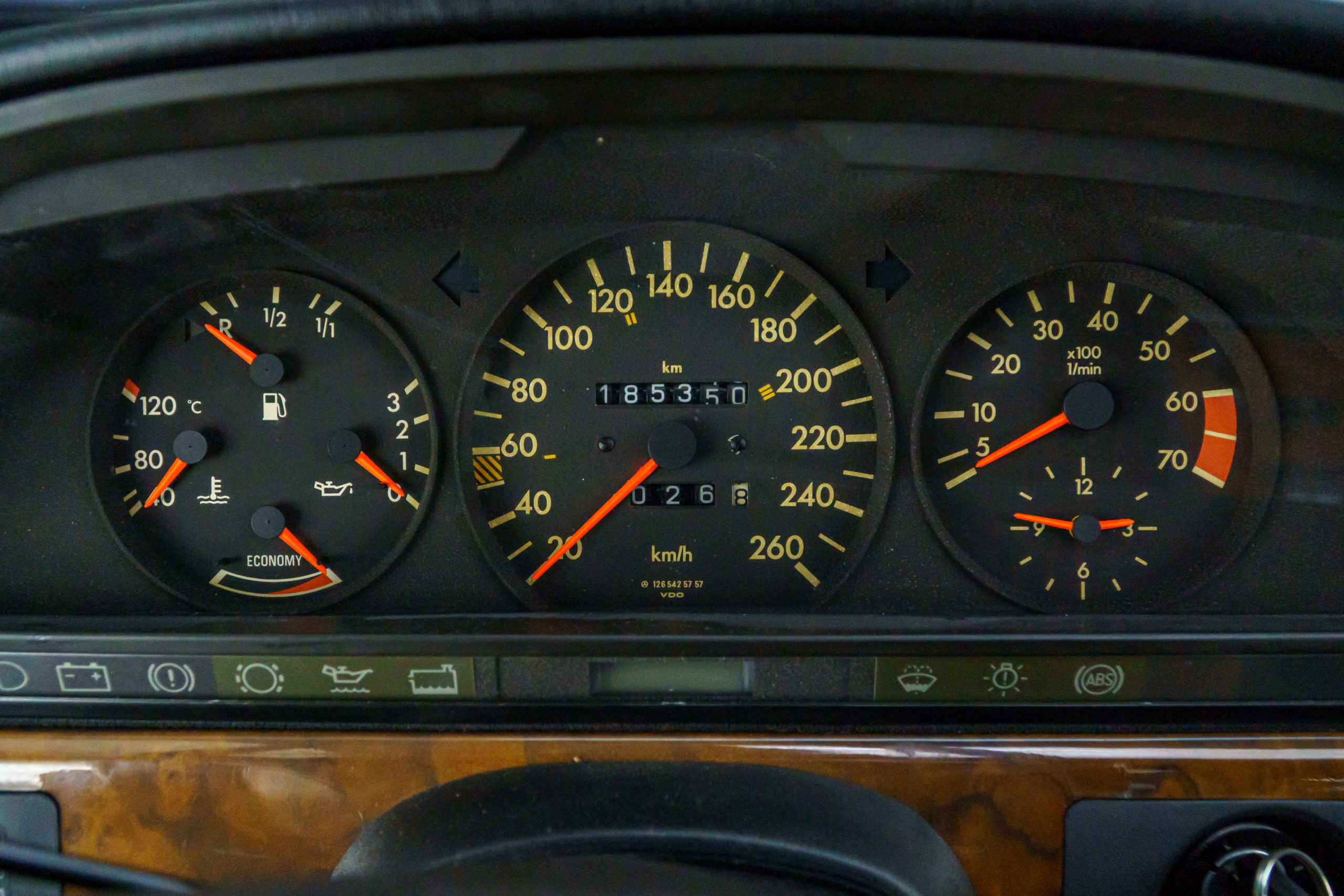 1988 Mercedes-Benz 560 SEL Venda Compra The Garage For Sale