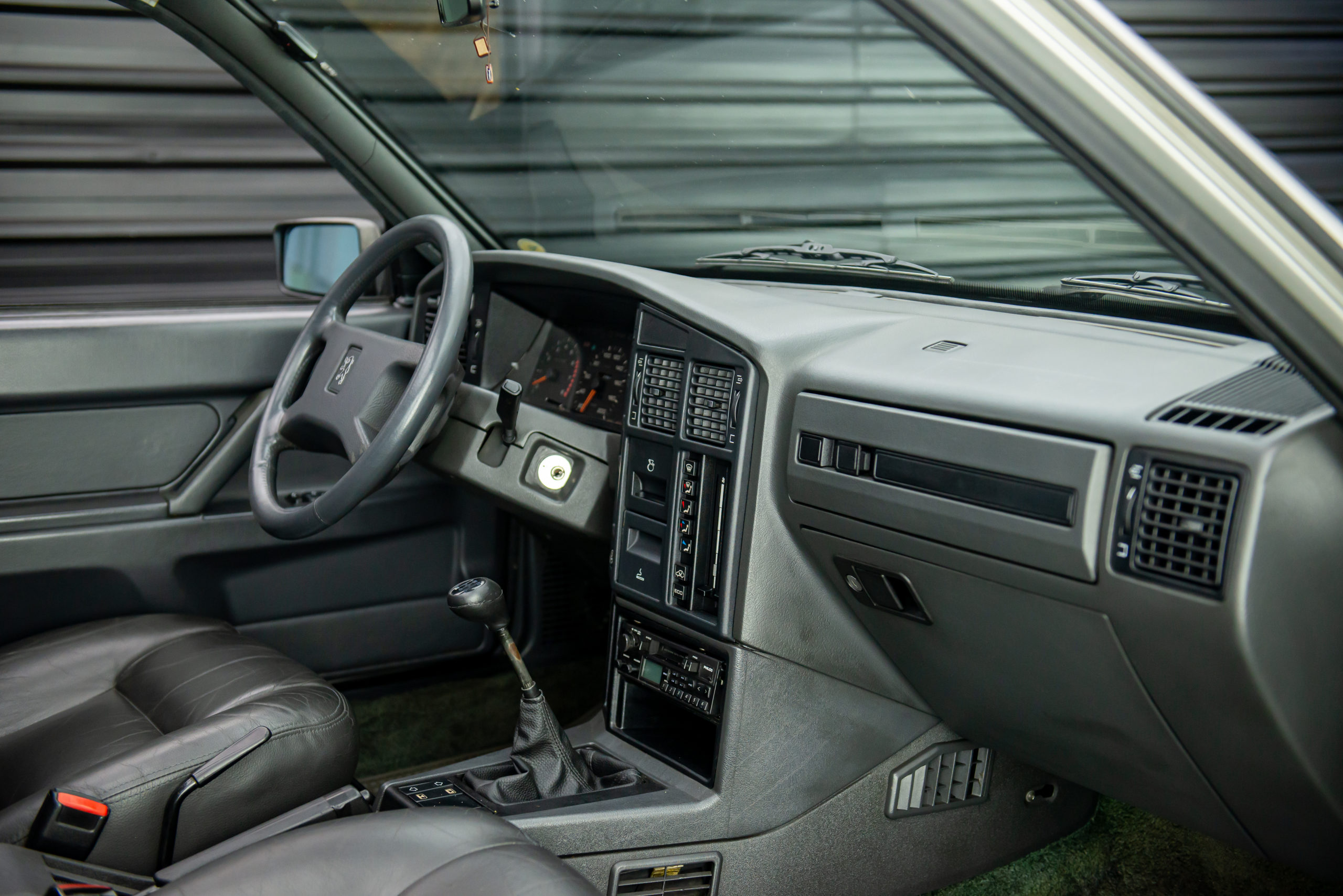 1993 Peugeot 505 SRI Venda Compra The Garage For Sale