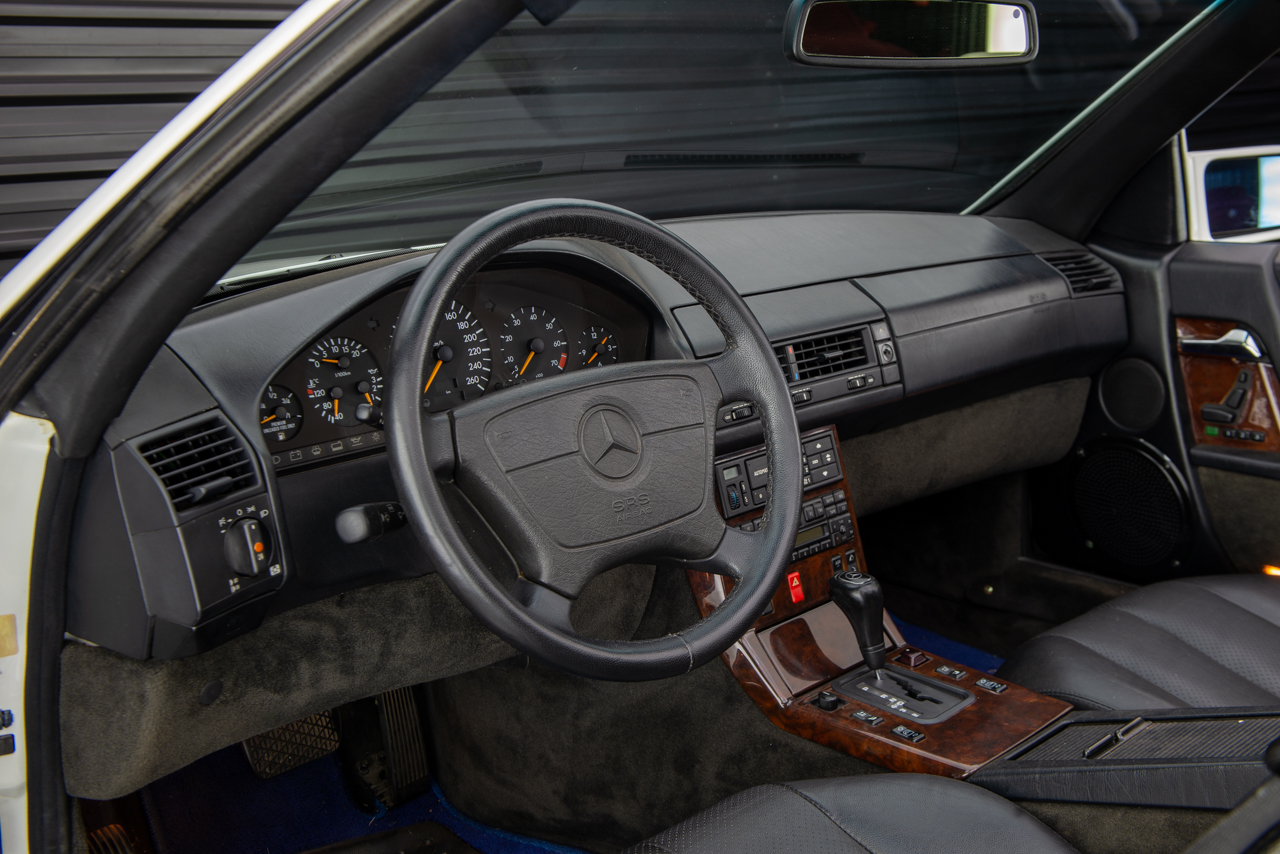 1995 Mercedes Benz sl 320 a venda the garage