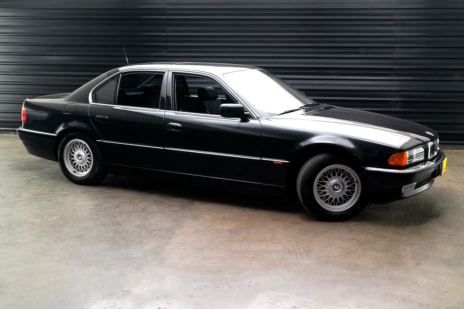 1995 BMW 750i E38 Venda Compra The Garage For Sale