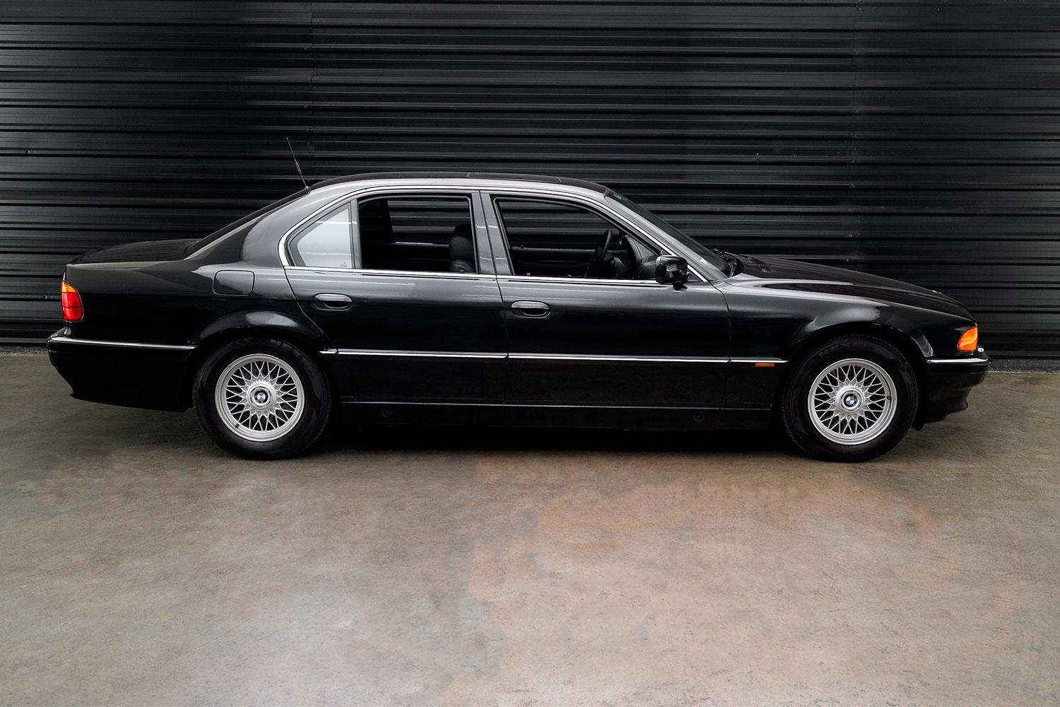 1995 BMW 750i E38 Venda Compra The Garage For Sale