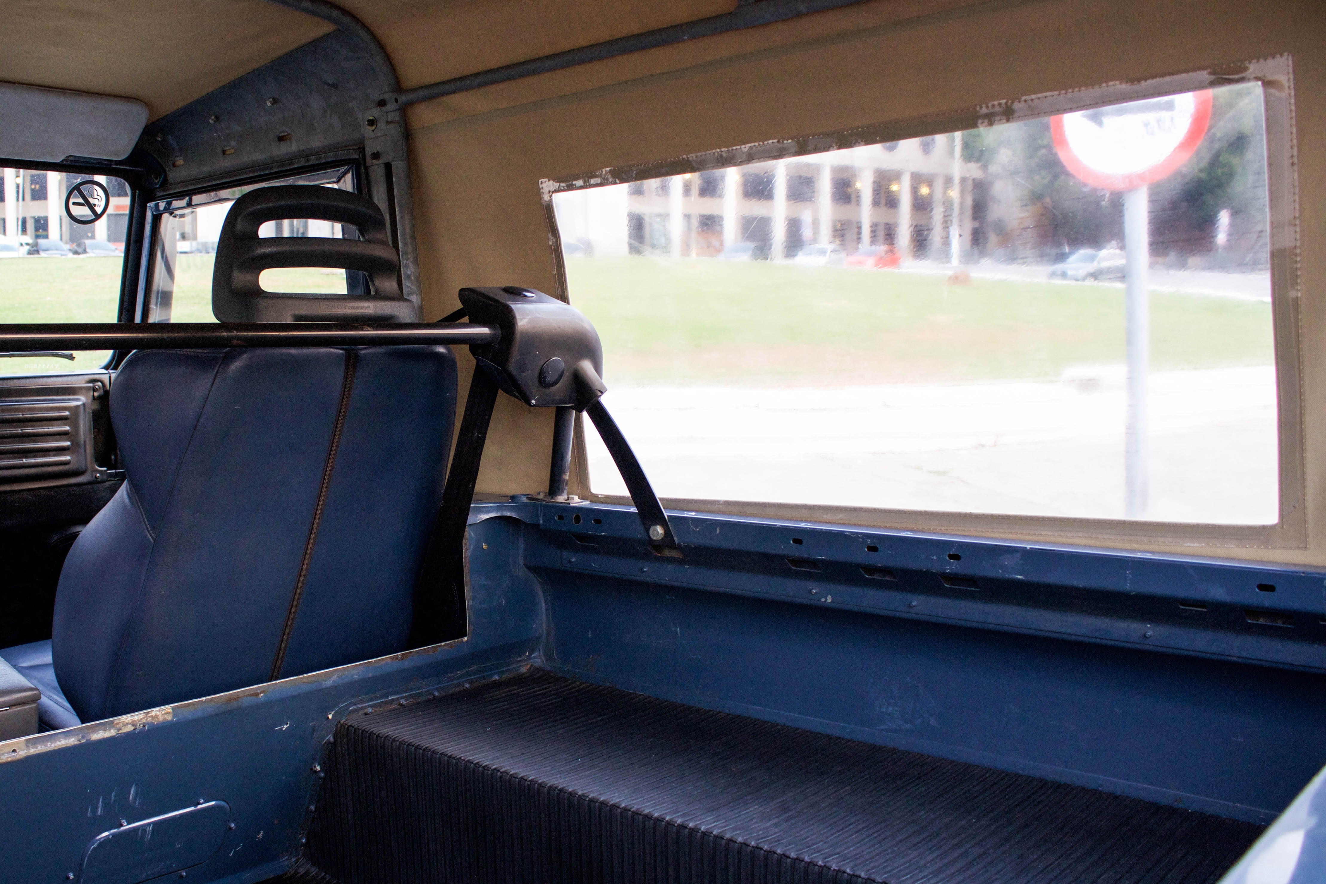 1997 Land Rover Defender Soft Top Venda Compra The Garage For Sale