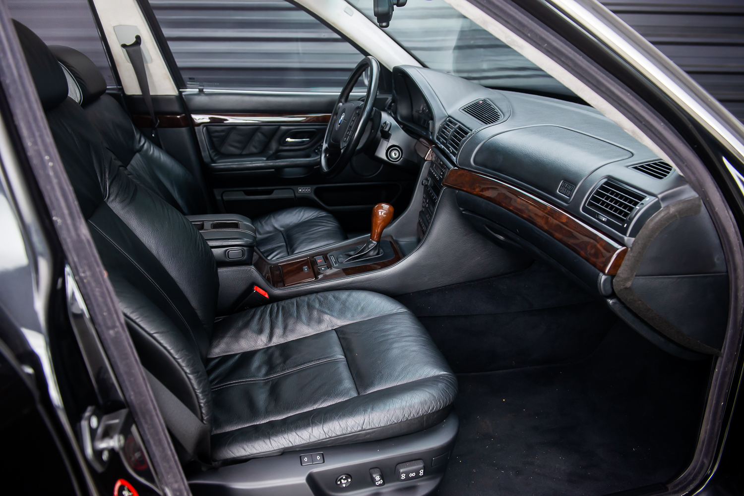1998 BMW 750IL V12 – blindado Venda Compra The Garage For Sale