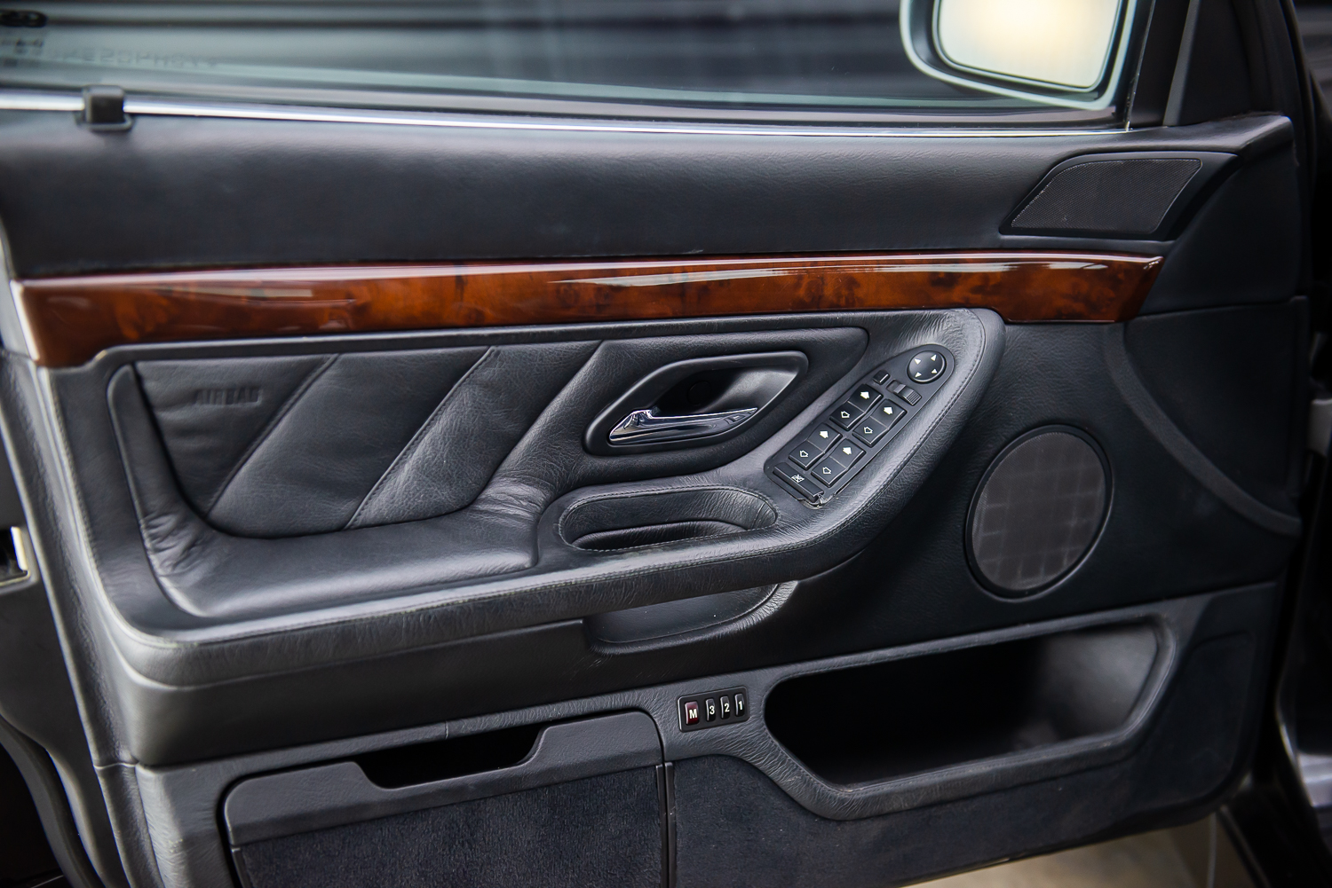 1998 BMW 750IL V12 – blindado Venda Compra The Garage For Sale