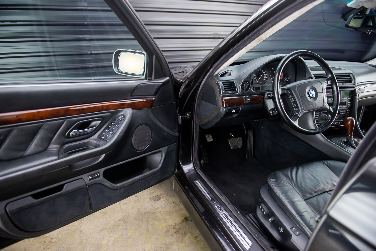 1998 BMW 750IL V12 – blindado Venda Compra The Garage For Sale