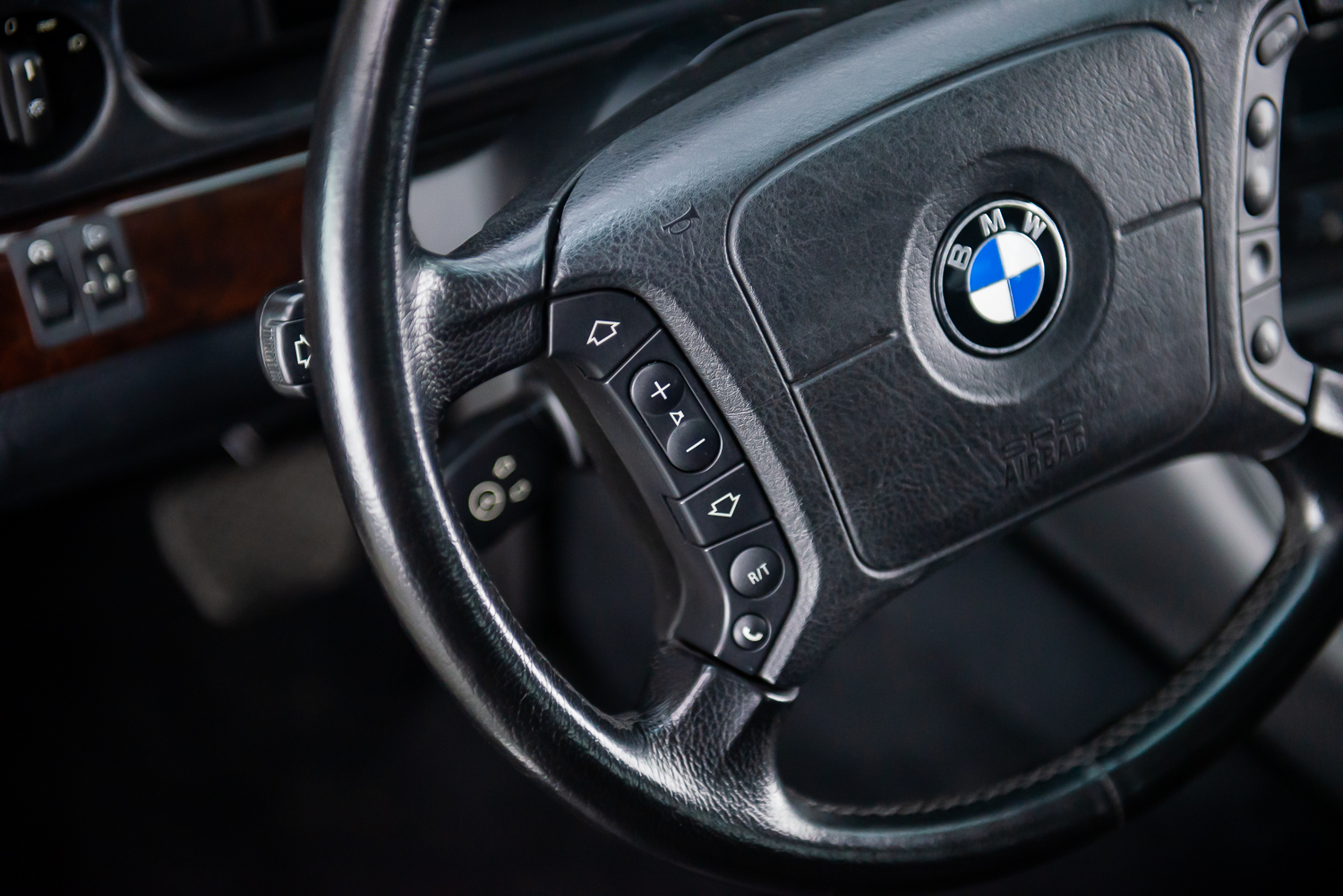 1998 BMW 750IL V12 – blindado Venda Compra The Garage For Sale