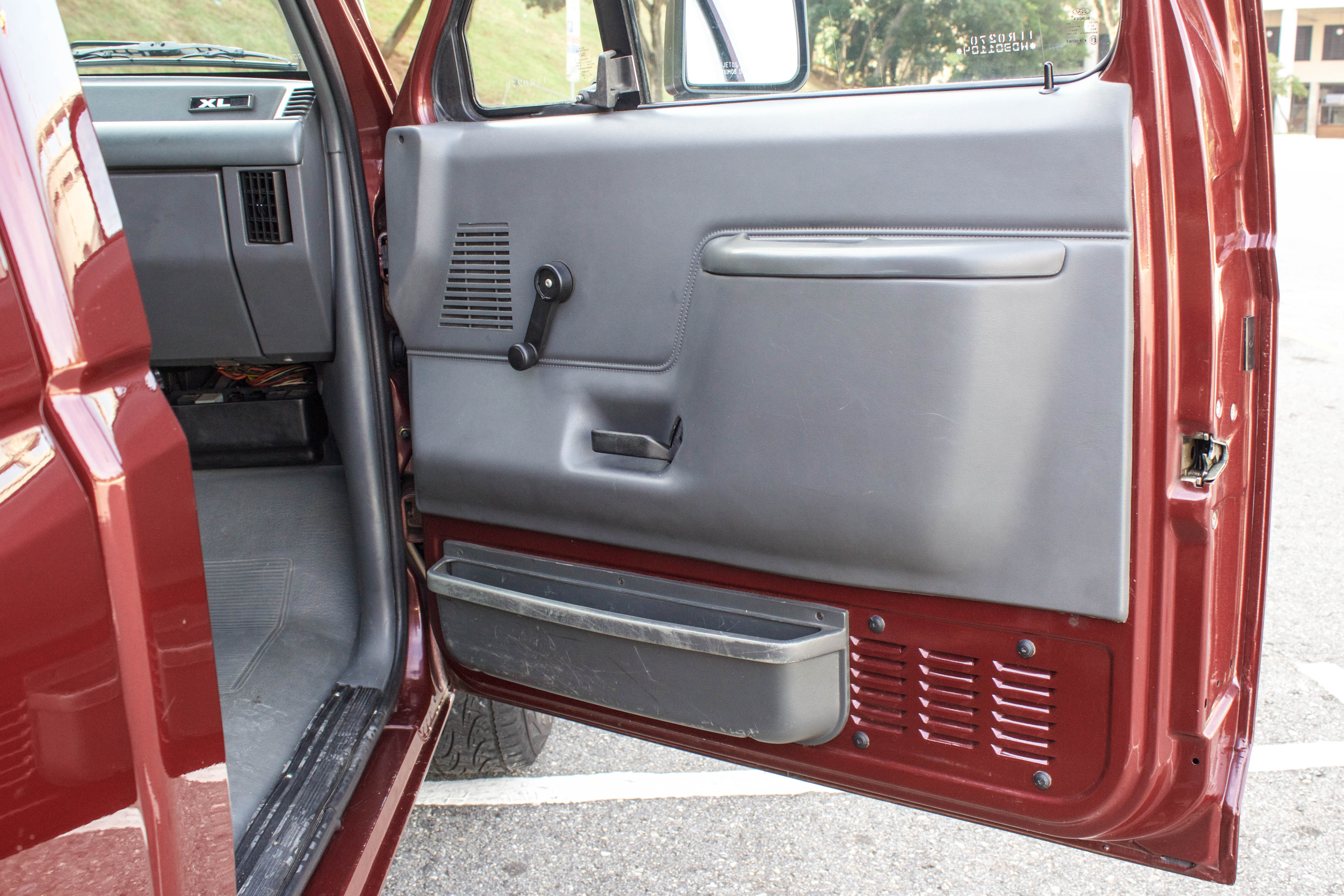 1998 FORD F1000 TURBO XL Venda Compra The Garage For Sale