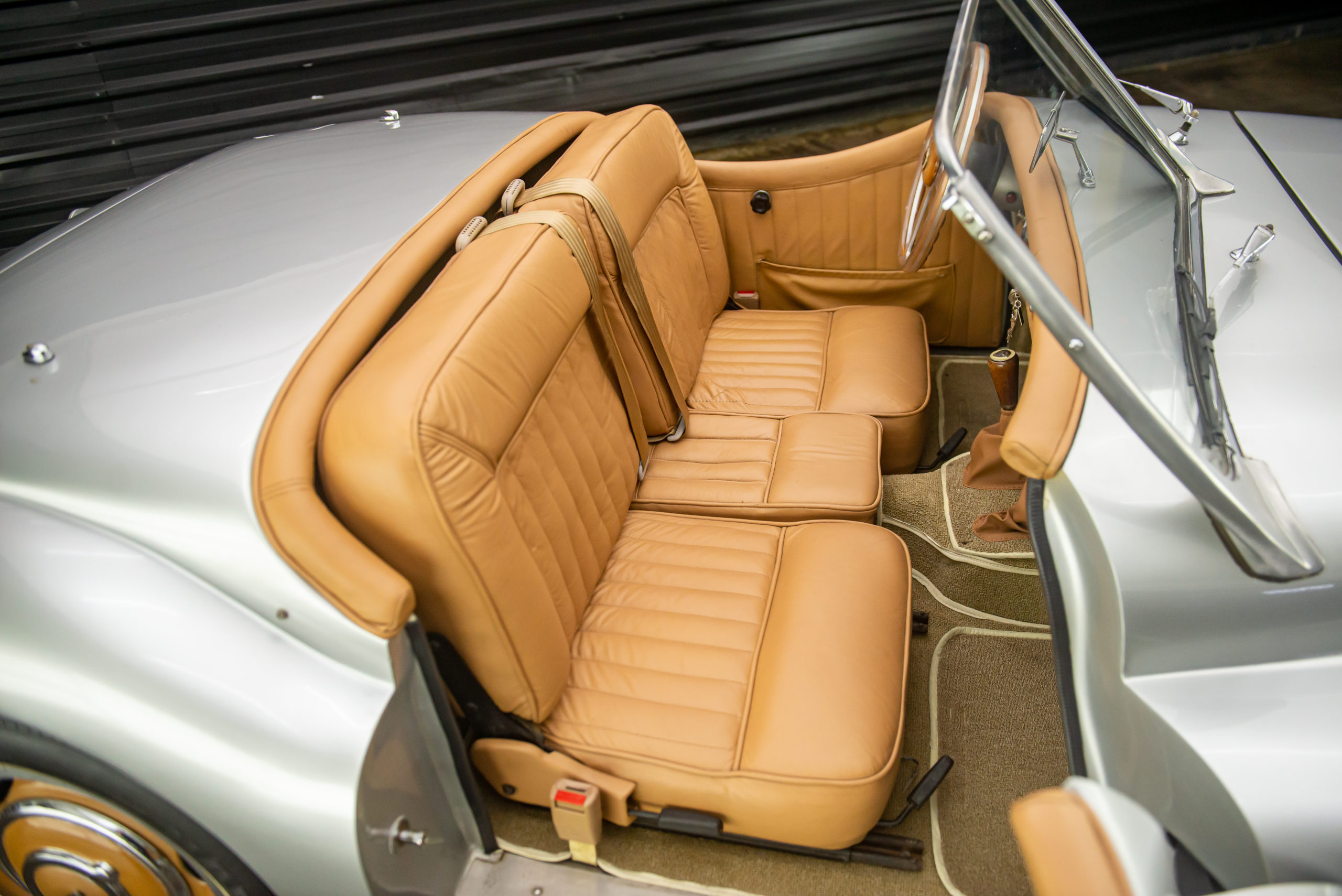 2004 Americar Classic XK 120 – Jaguar Réplica Venda Compra The Garage For Sale