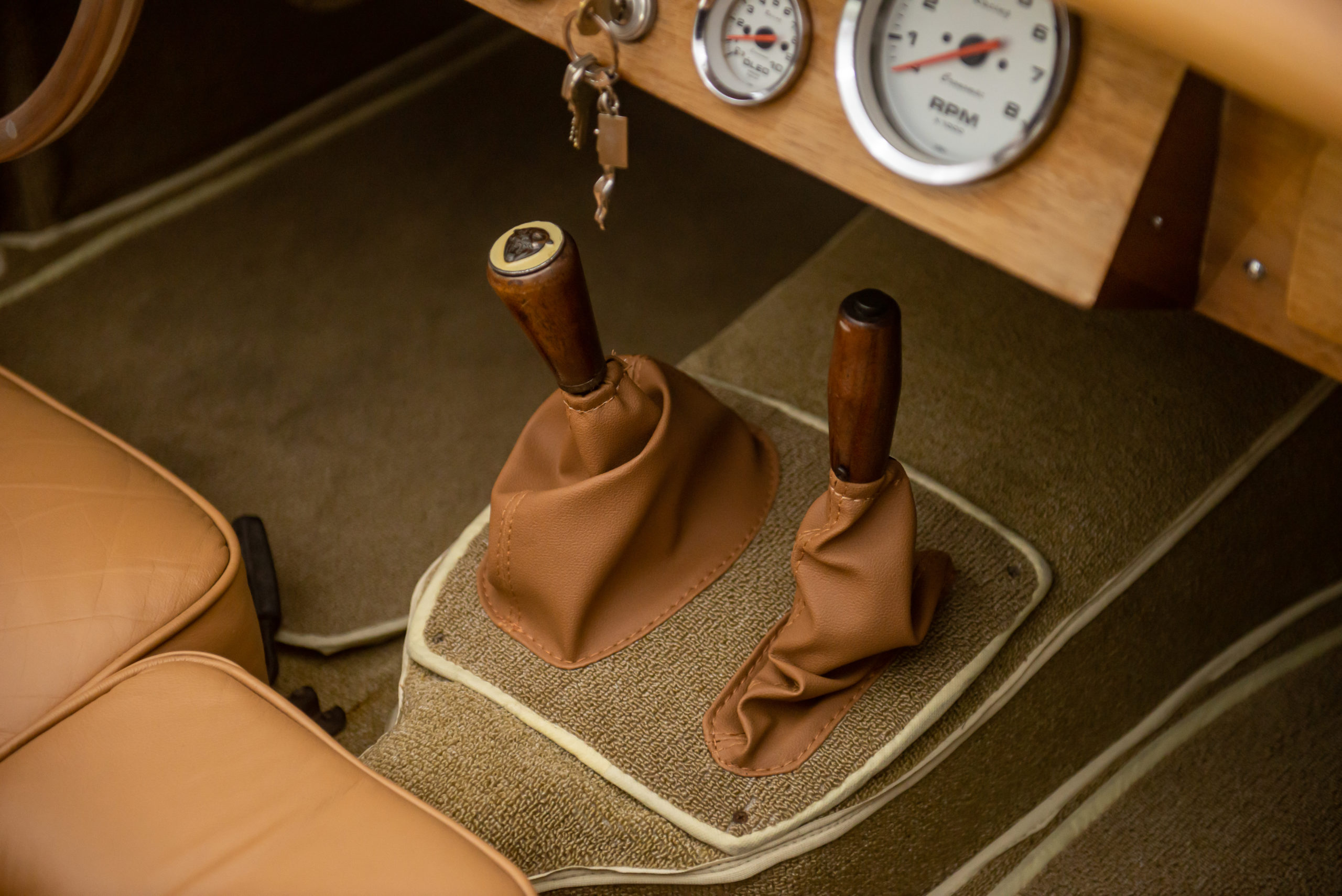 2004 Americar Classic XK 120 – Jaguar Réplica Venda Compra The Garage For Sale