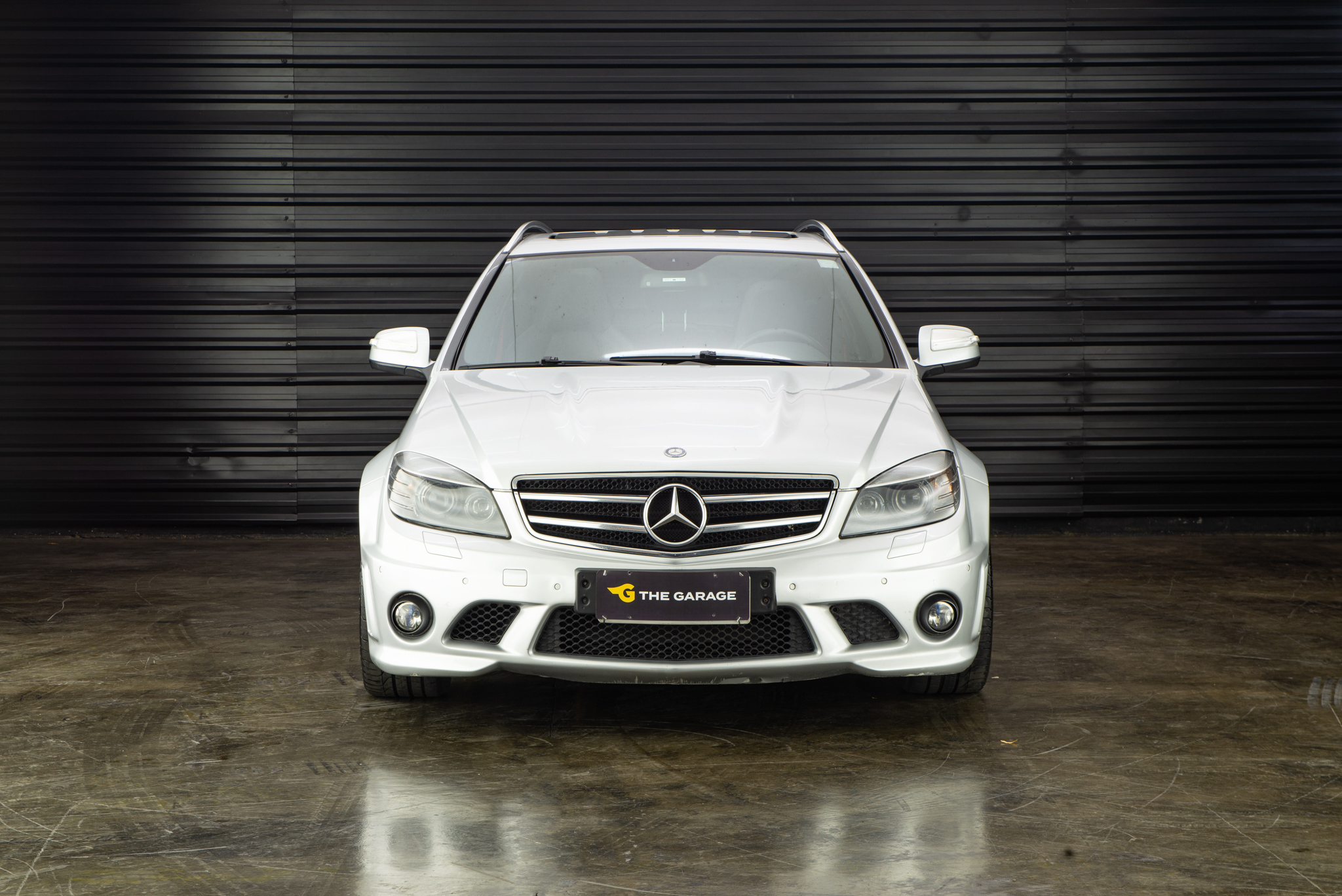 2009 Mercedes Benz AMG C63 touring a venda for sale the garage