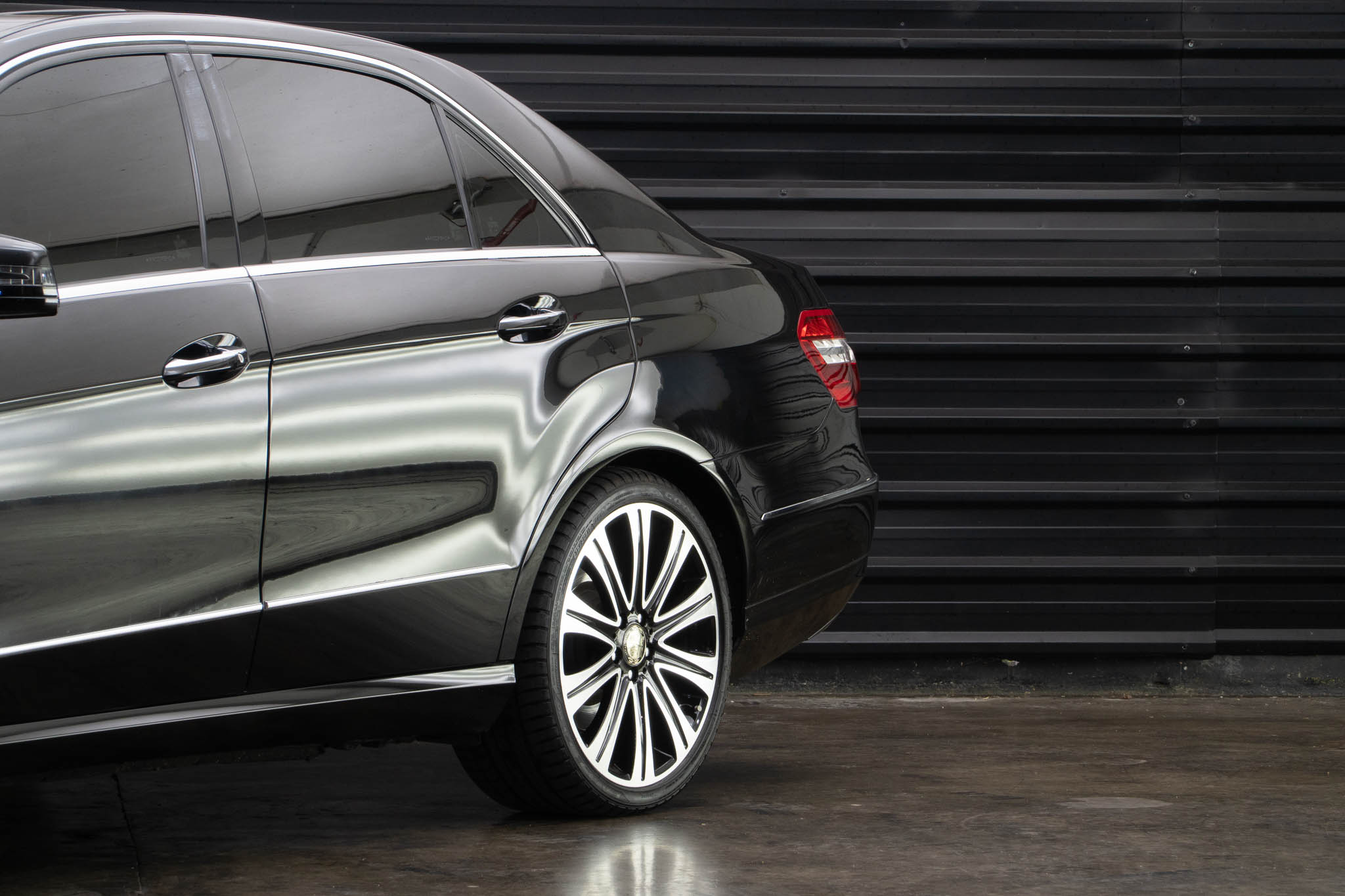 2010 Mercedes-Benz E500 Venda Compra The Garage For Sale