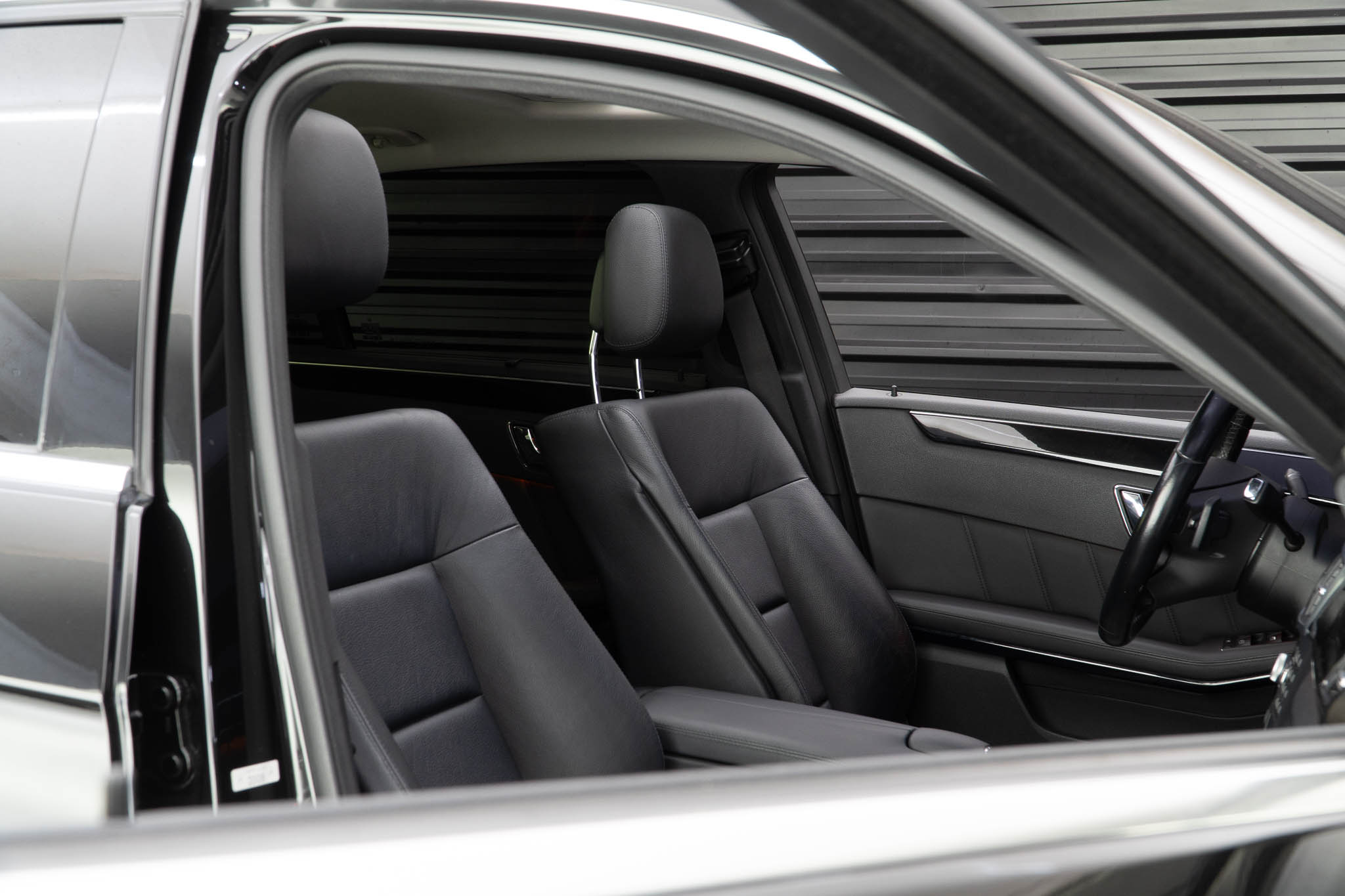 2010 Mercedes-Benz E500 Venda Compra The Garage For Sale