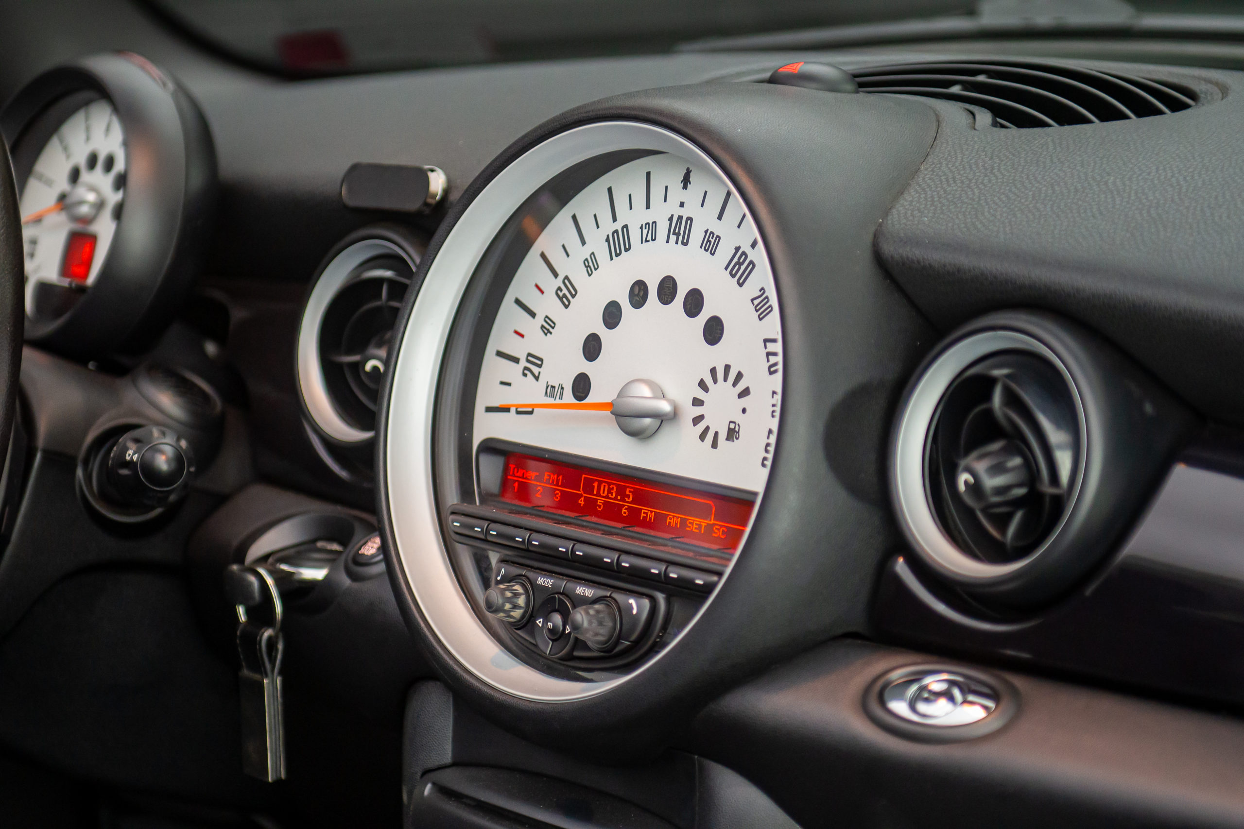 2012 Mini Cooper Cabrio 1.6 Venda Compra The Garage For Sale