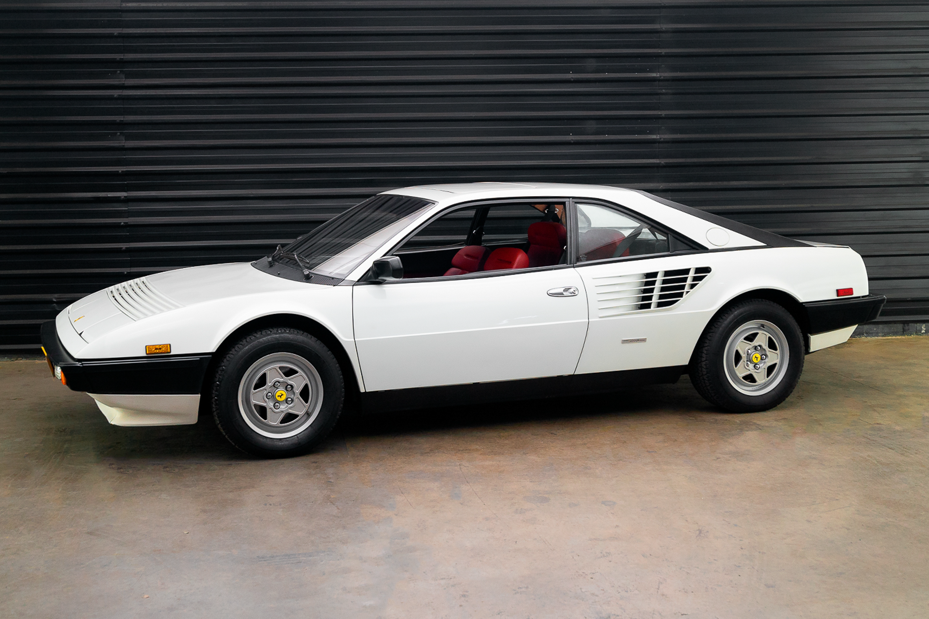 1983 Ferrari Mondial Quattrovalvole Coupe 2+2 Venda Compra The Garage For Sale