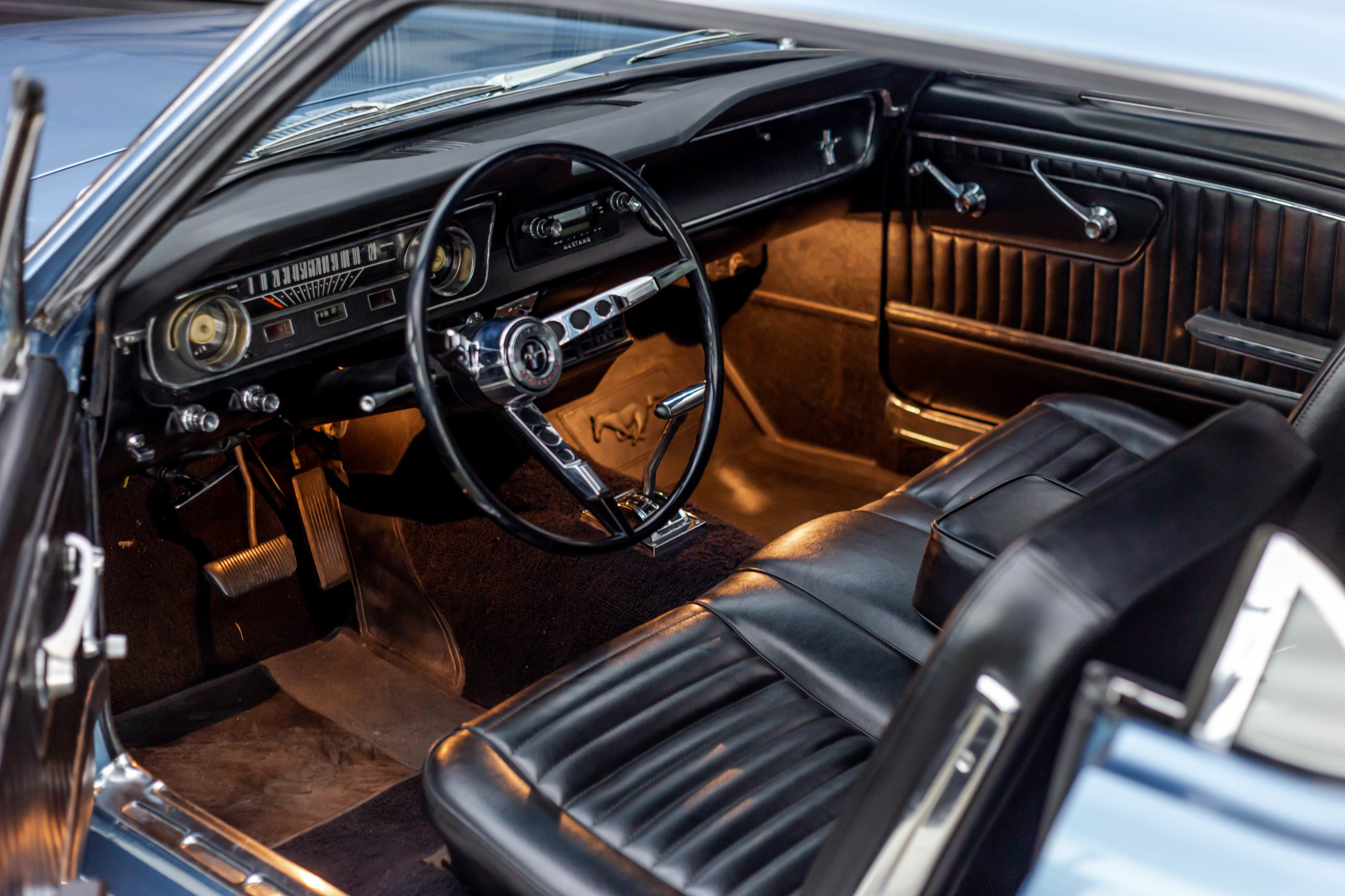 1966 Ford Mustang Hard Top V8 Venda Compra The Garage For Sale