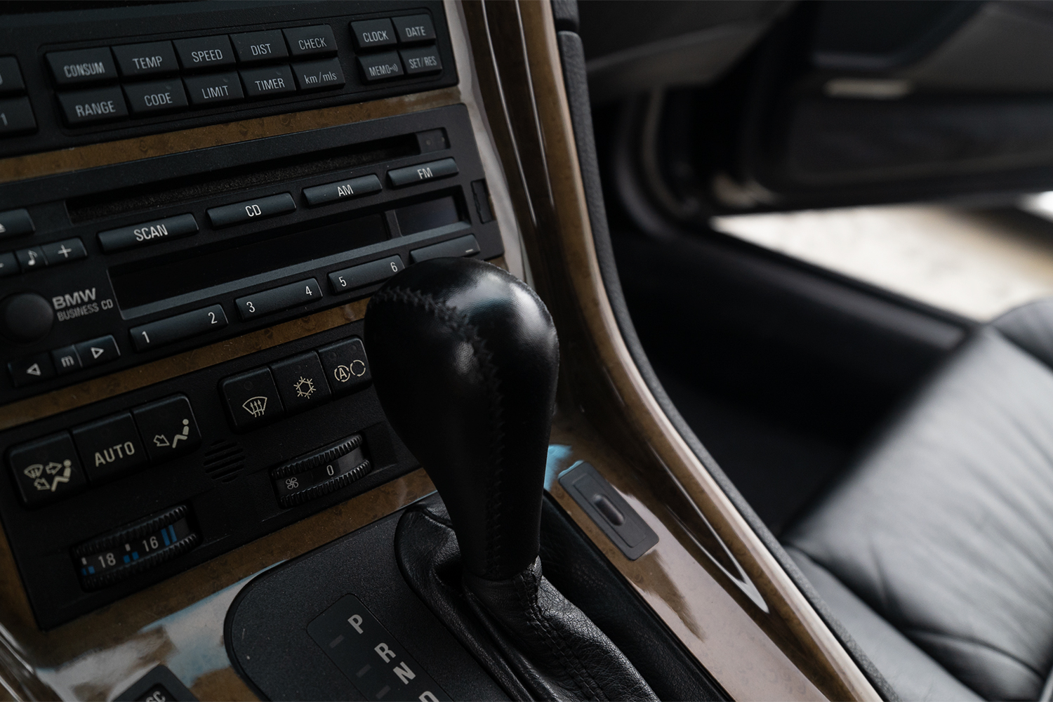 1994 BMW 850Ci V12 Venda Compra The Garage For Sale