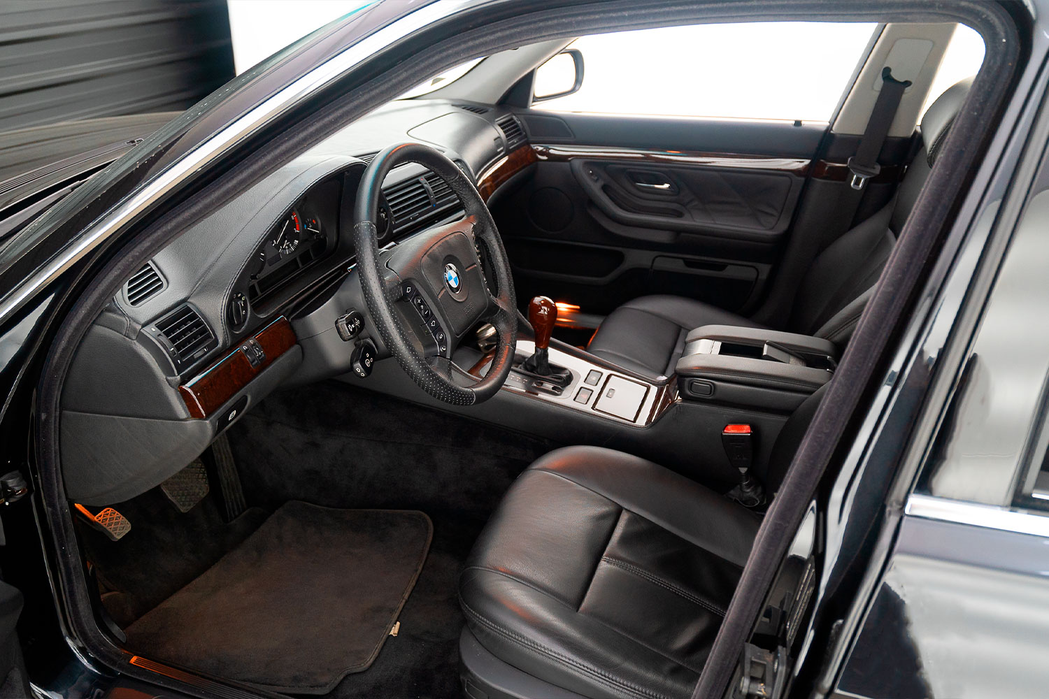 1995 BMW 750i E38 Venda Compra The Garage For Sale