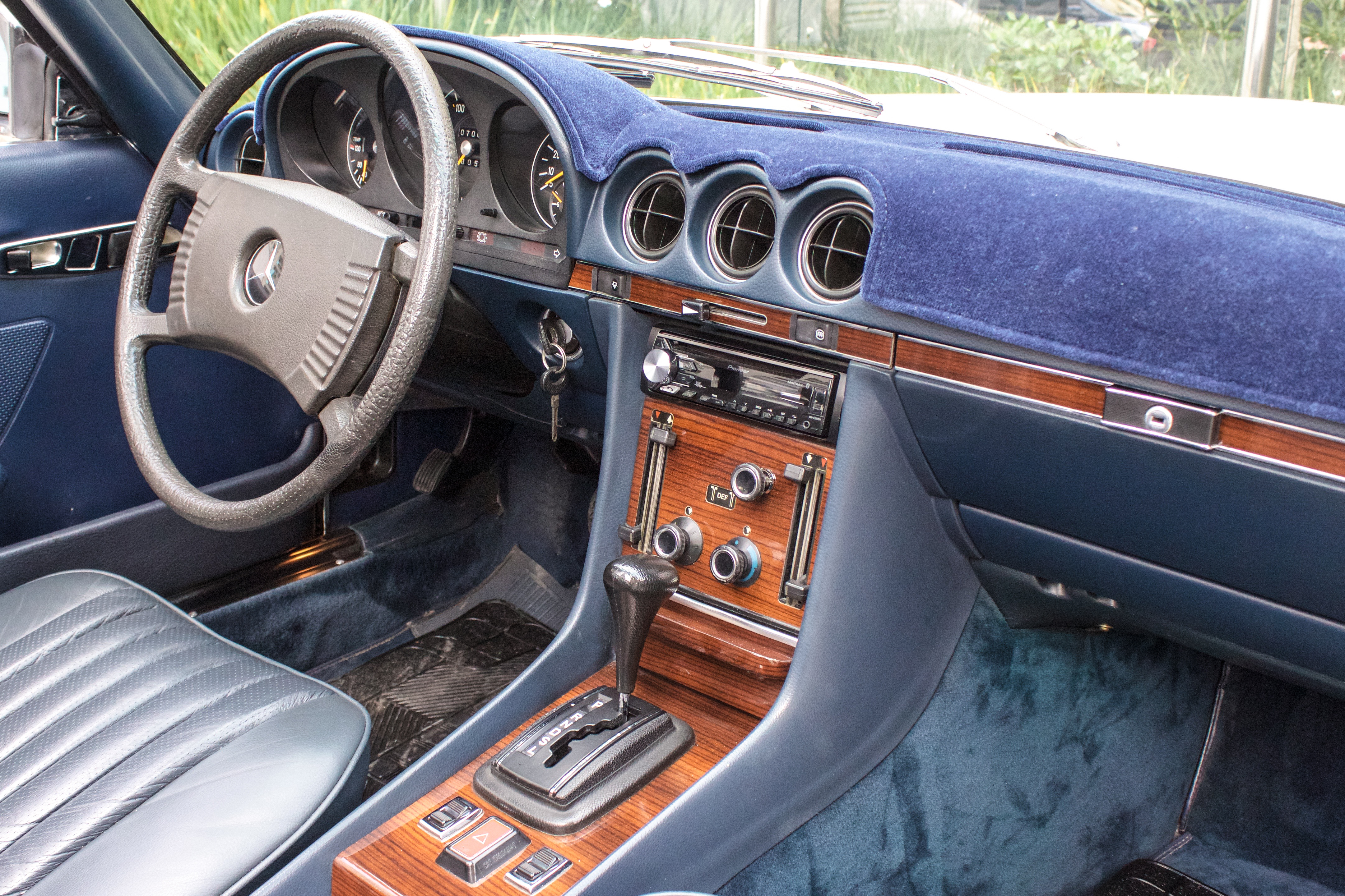 1979 Mercedes-Benz 450SL Venda Compra The Garage For Sale