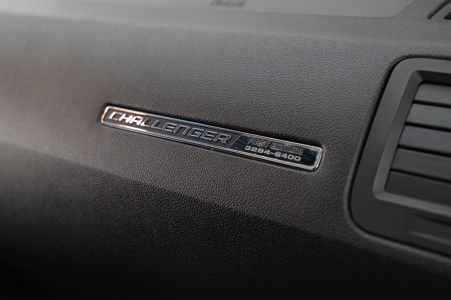 2008 Dodge Challenger SRT8 First Edition Venda Compra The Garage For Sale