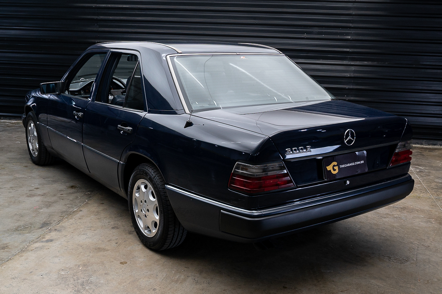 1986 Mercedes-Benz 300 E 1986 Série W124 Venda Compra The Garage For Sale