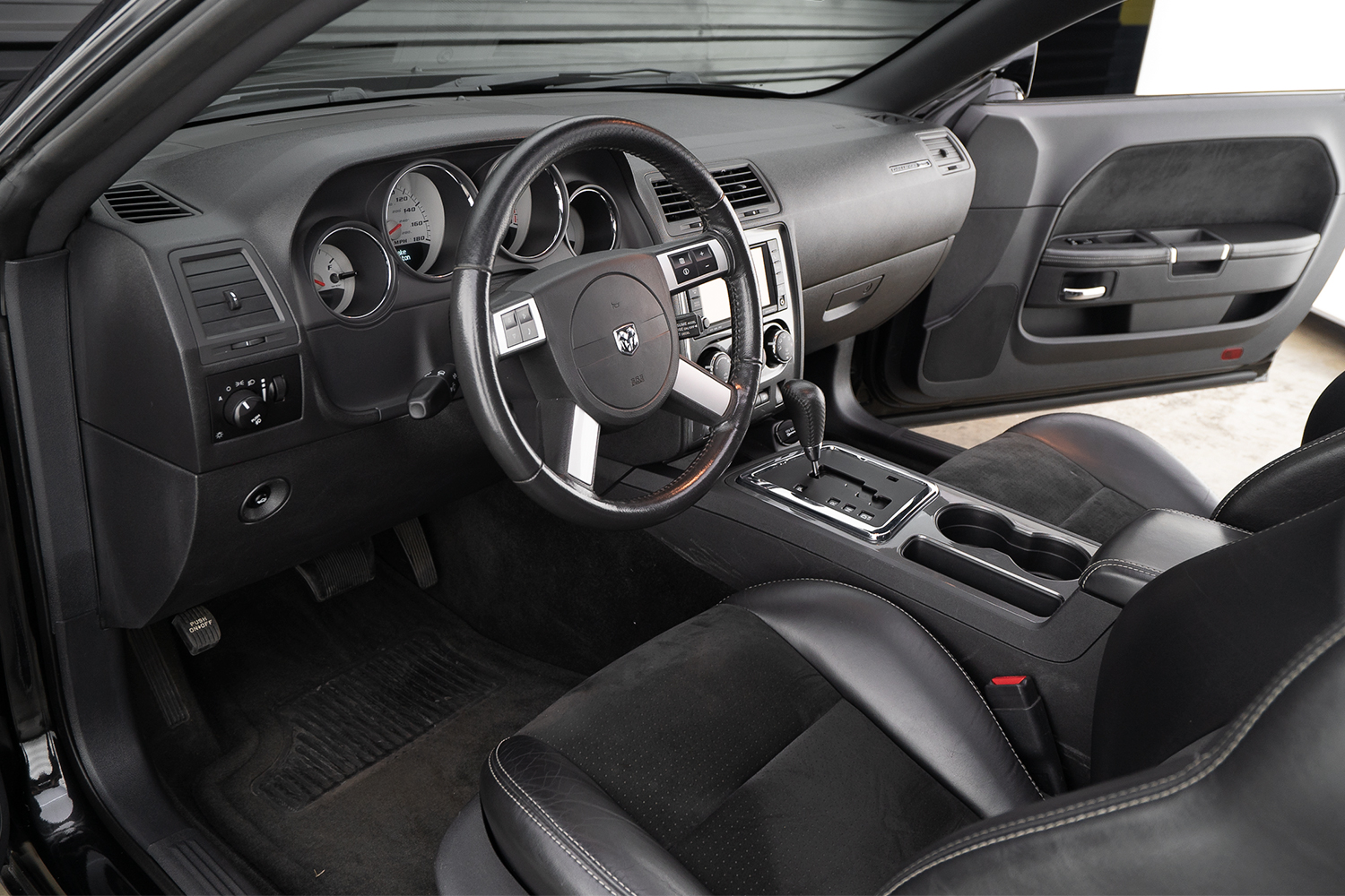 2008 Dodge Challenger SRT8 First Edition Venda Compra The Garage For Sale