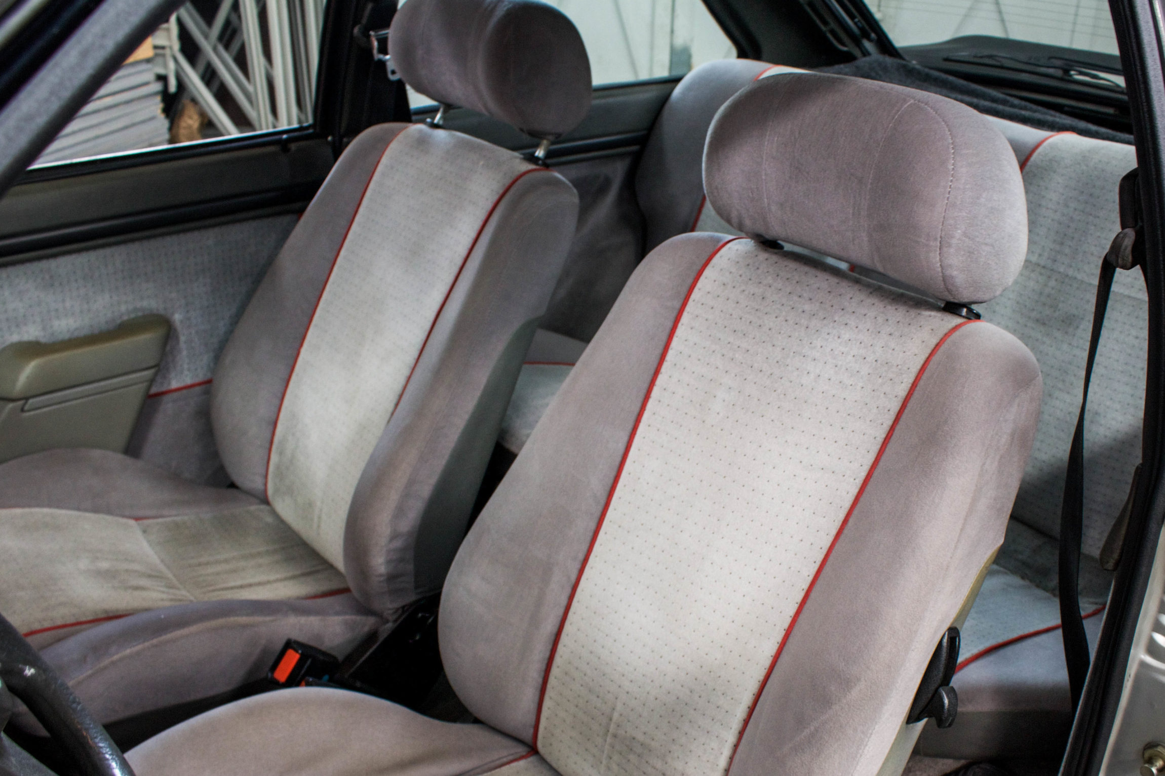 1986 Ford Escort XR3 Venda Compra The Garage For Sale