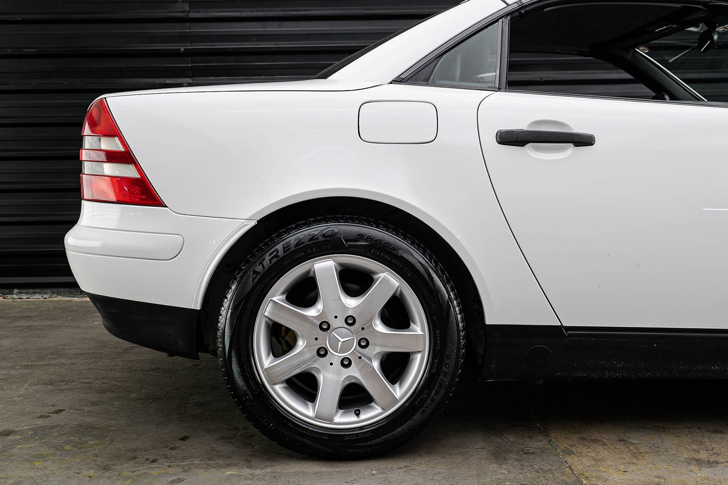 1999 Mercedes-Benz SLK 230 Kompressor Venda Compra The Garage For Sale