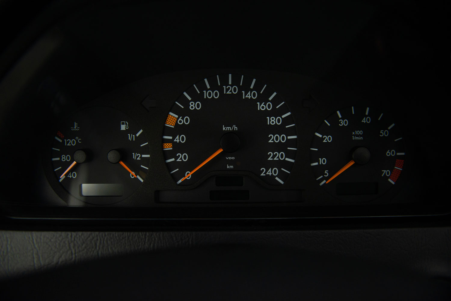1997 Mercedes-Benz C180 Venda Compra The Garage For Sale
