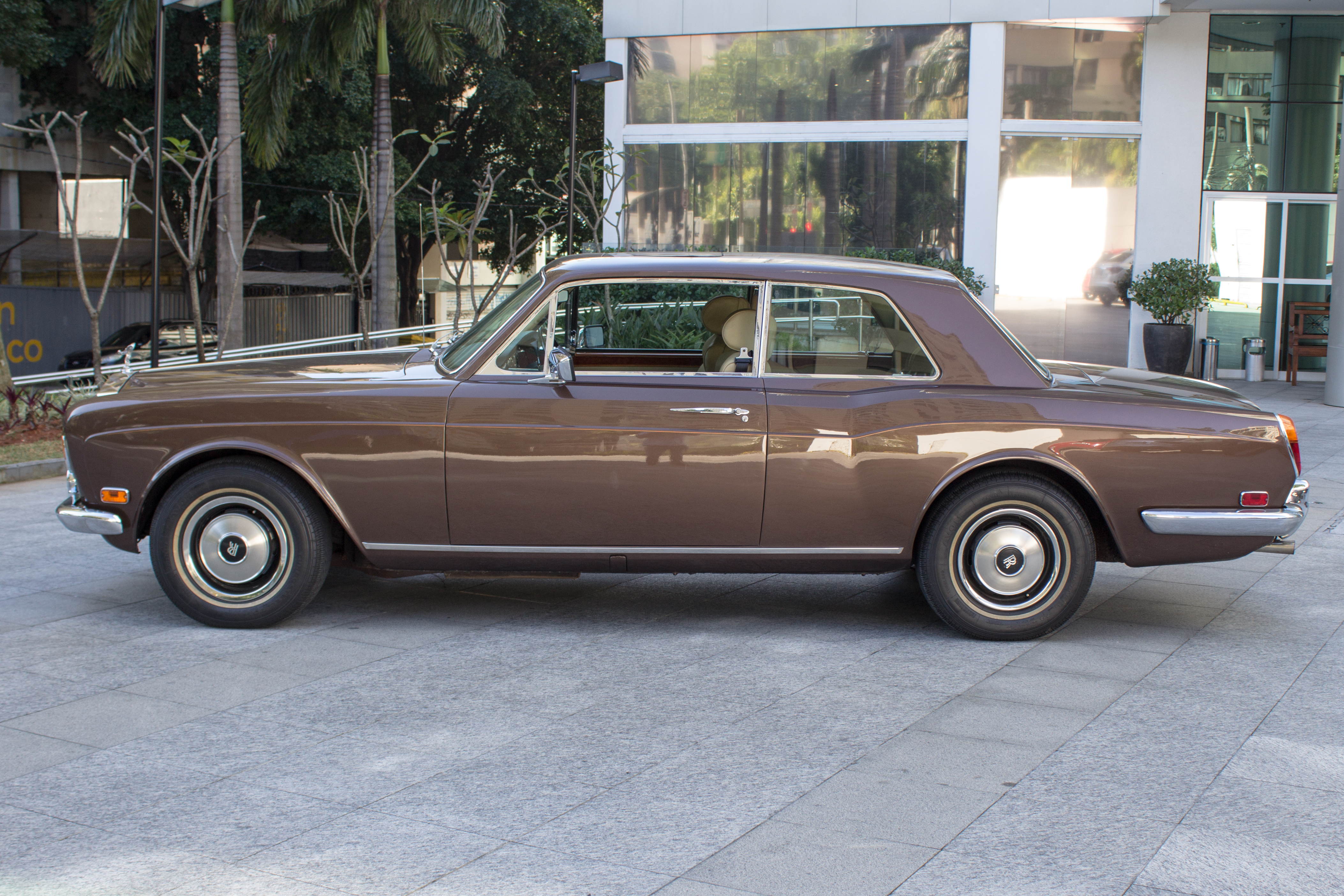 1974 Rolls Royce Corniche Coupe Venda Compra The Garage For Sale