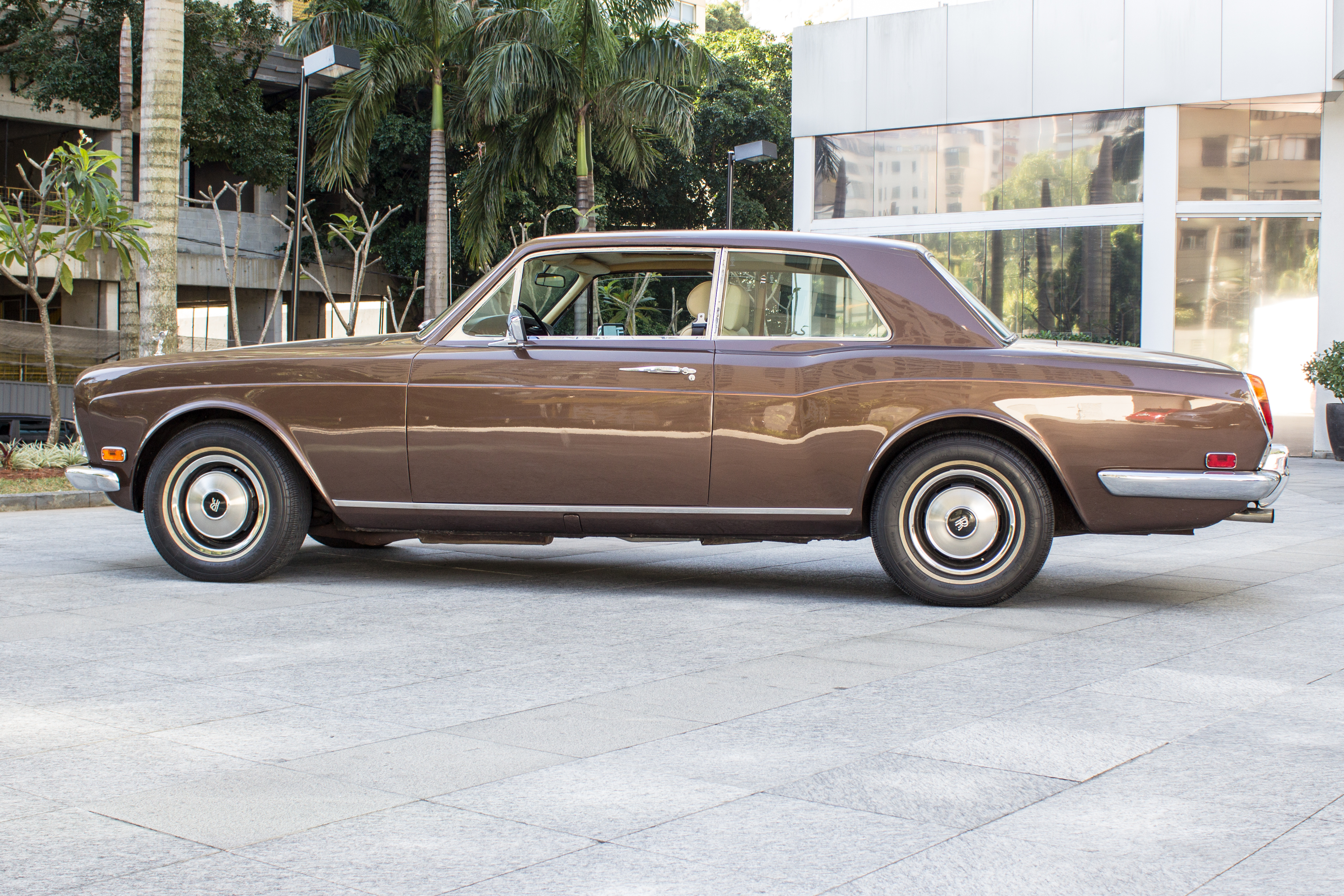 1974 Rolls Royce Corniche Coupe Venda Compra The Garage For Sale