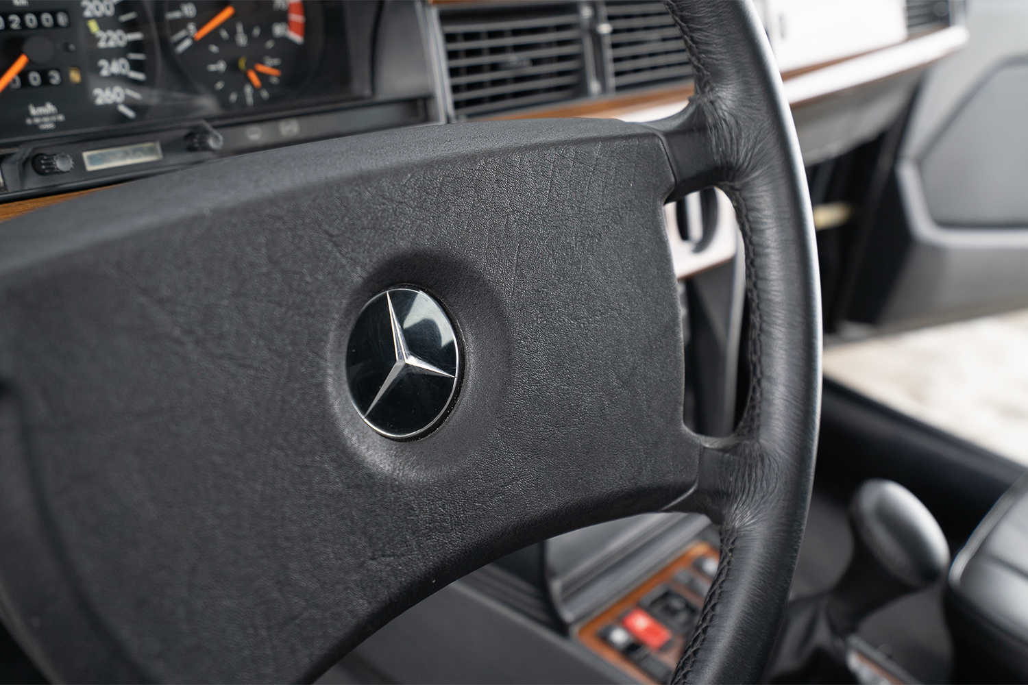 1985 Mercedes-Benz 190E Cosworth Venda Compra The Garage For Sale